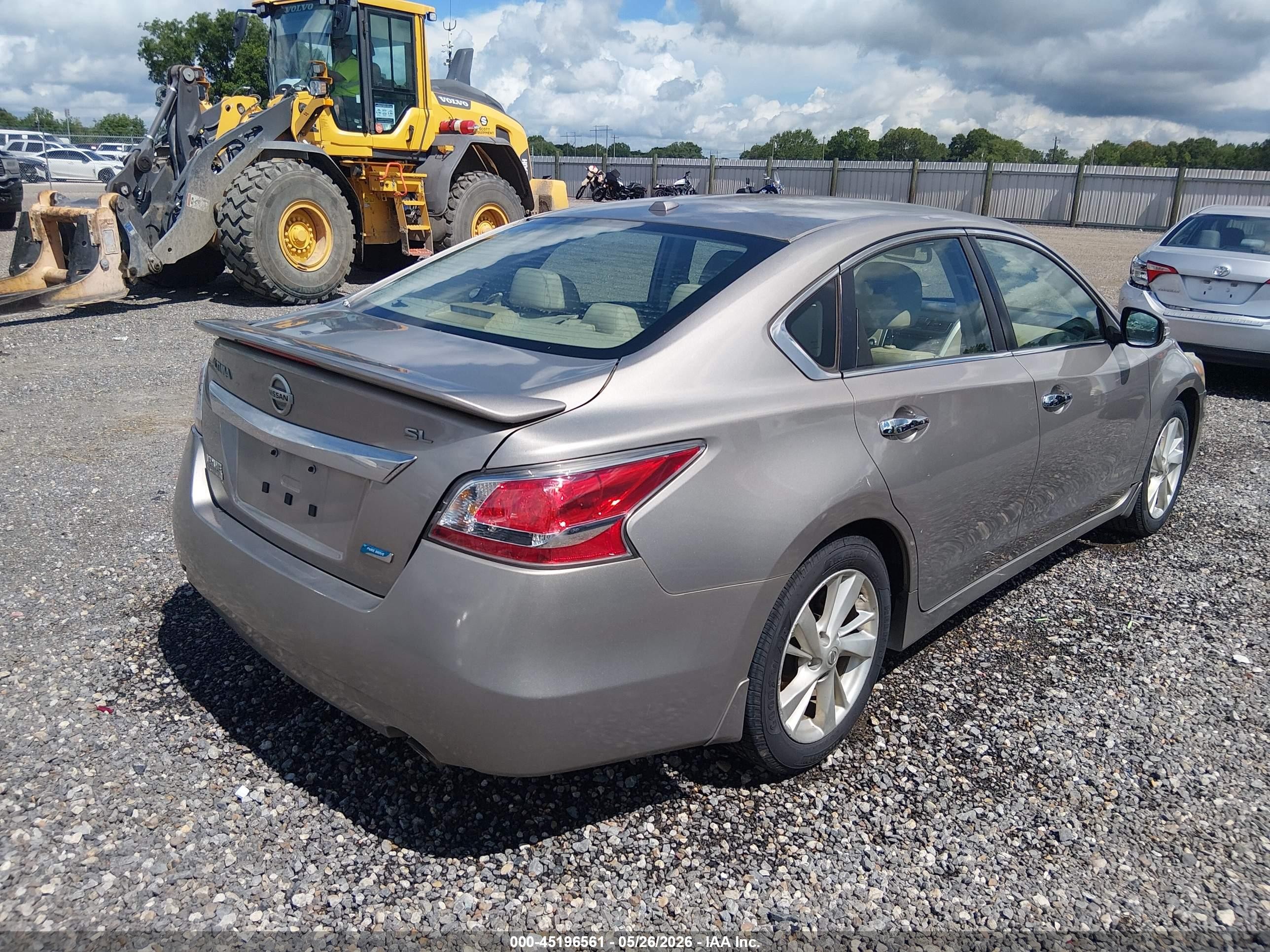 2014 Nissan Altima 2.5 Sl Золотой vin: 1N4AL3AP4EN228253