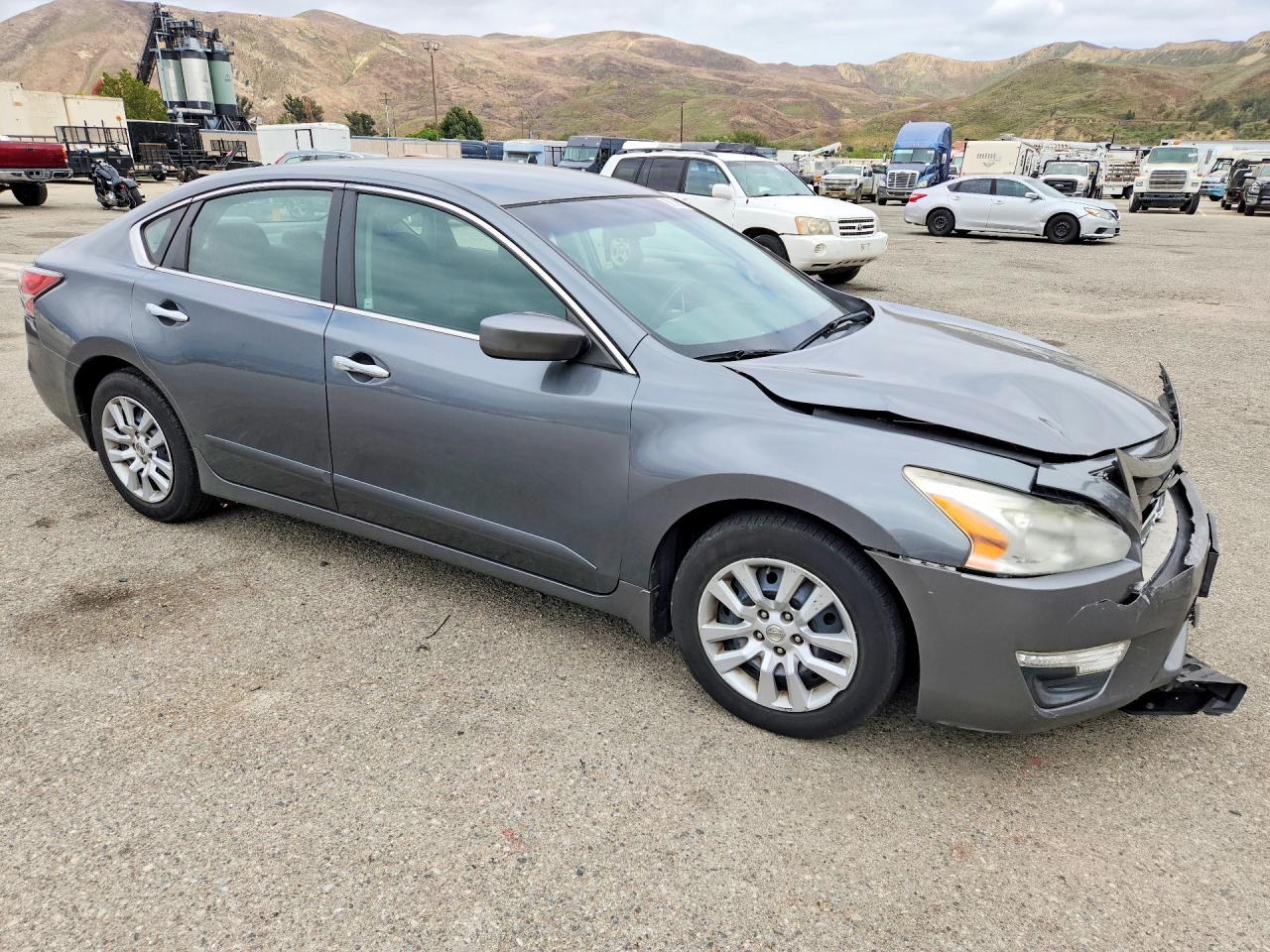 2014 Nissan Altima 2.5 S Gray vin: 1N4AL3AP4EN237745