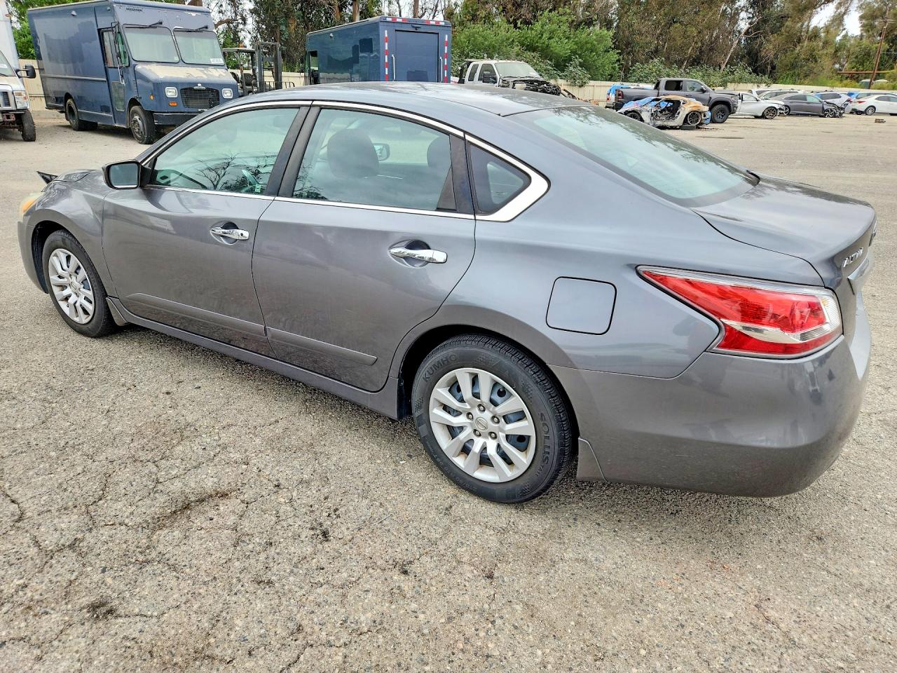 2014 Nissan Altima 2.5 S Gray vin: 1N4AL3AP4EN237745