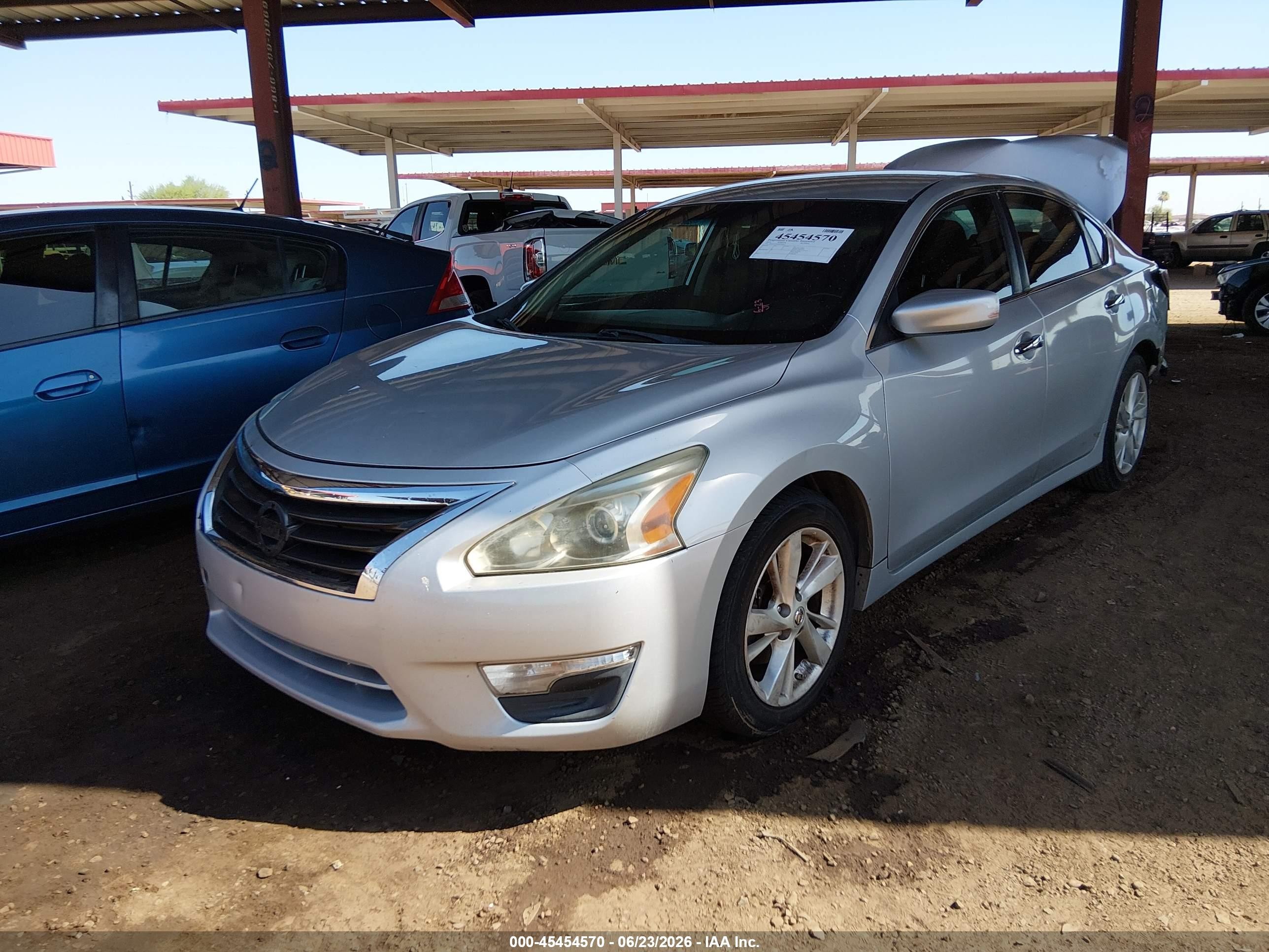 2014 Nissan Altima 2.5 Sv Silver vin: 1N4AL3AP4EN243657