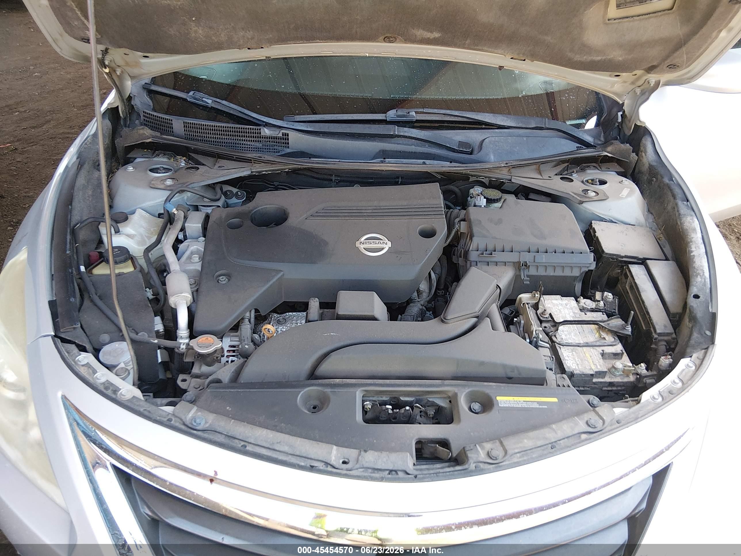 2014 Nissan Altima 2.5 Sv Silver vin: 1N4AL3AP4EN243657
