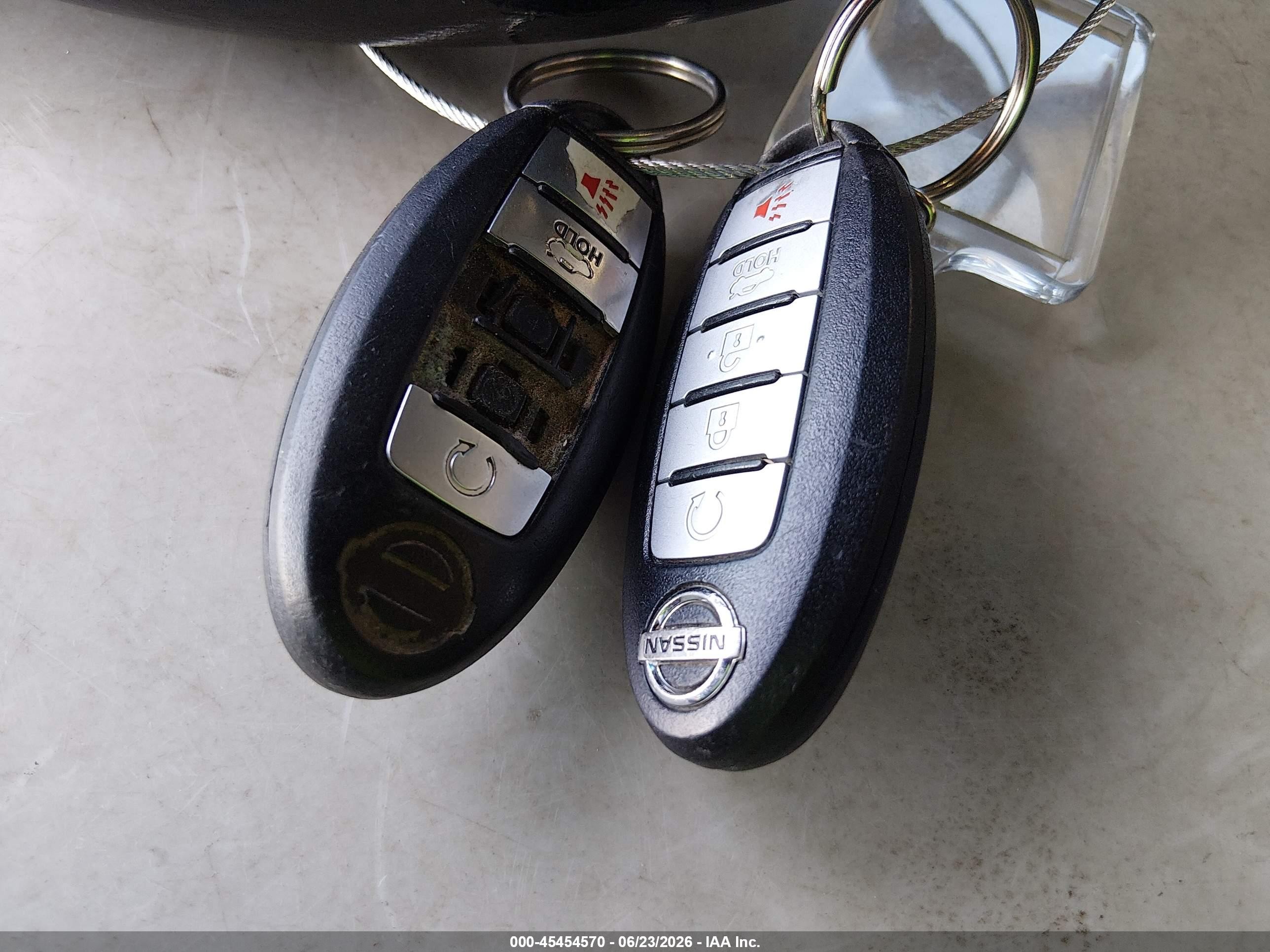 2014 Nissan Altima 2.5 Sv Silver vin: 1N4AL3AP4EN243657