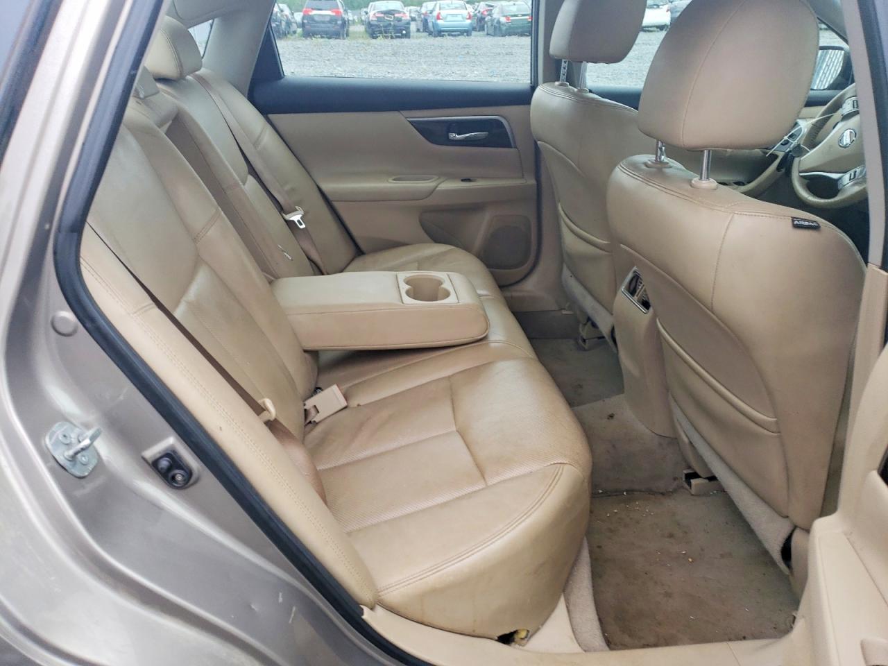 2014 Nissan Altima 2.5 Tan vin: 1N4AL3AP4EN252438