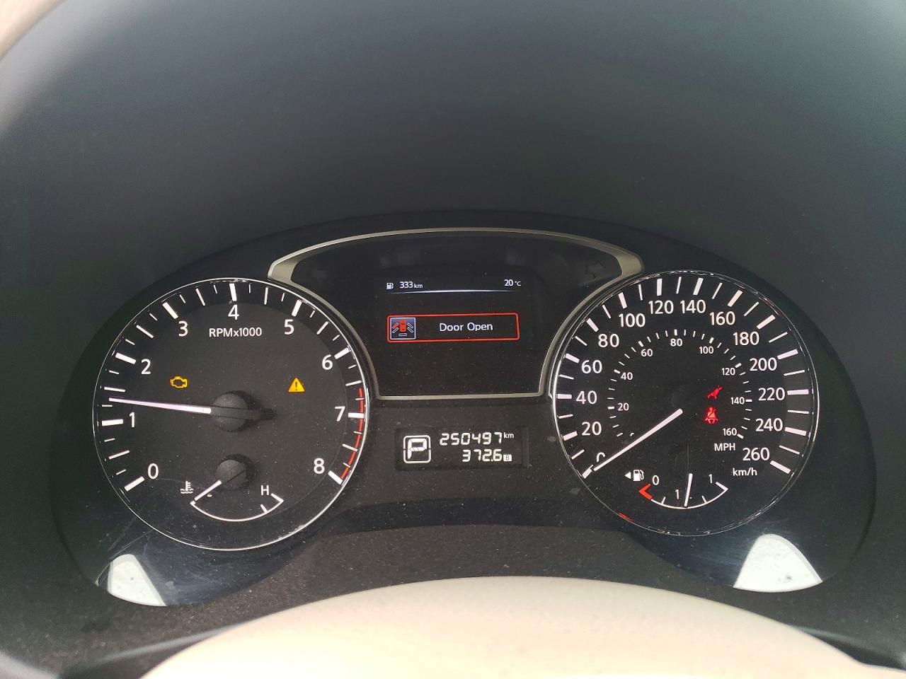 2014 Nissan Altima 2.5 Tan vin: 1N4AL3AP4EN252438