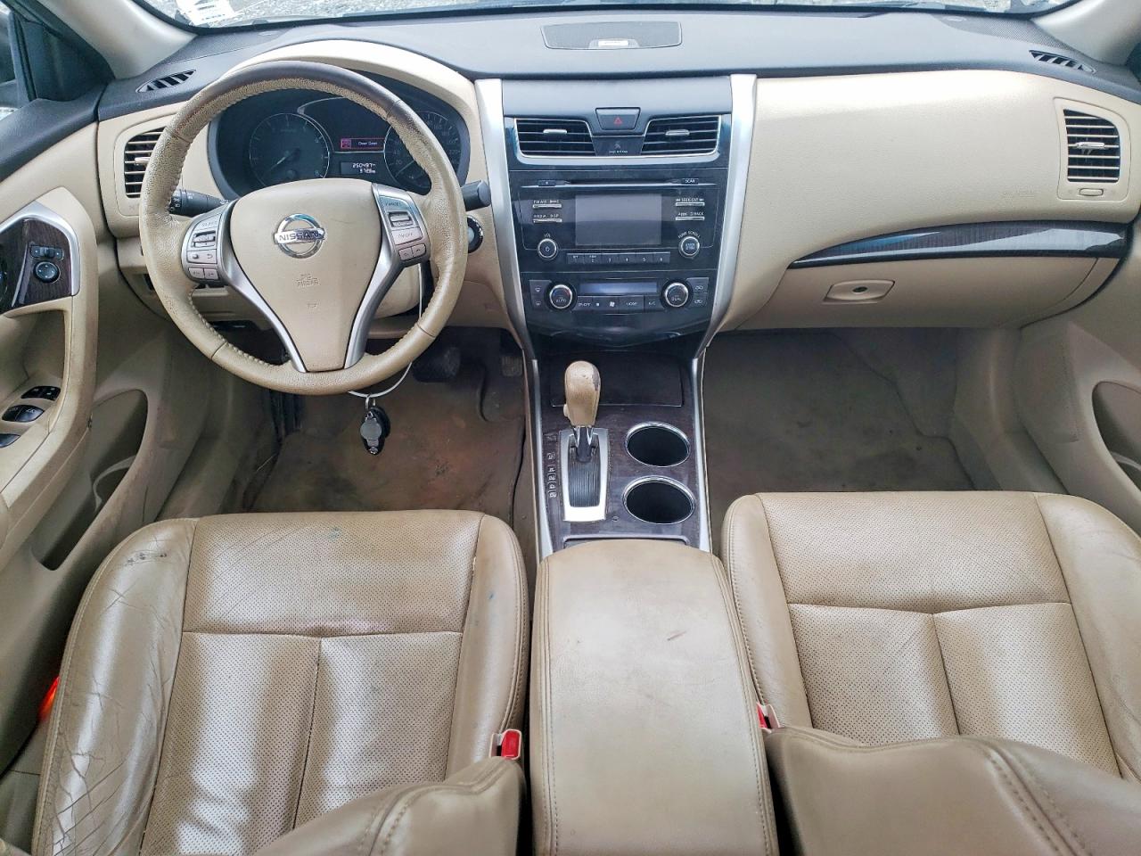 2014 Nissan Altima 2.5 Tan vin: 1N4AL3AP4EN252438