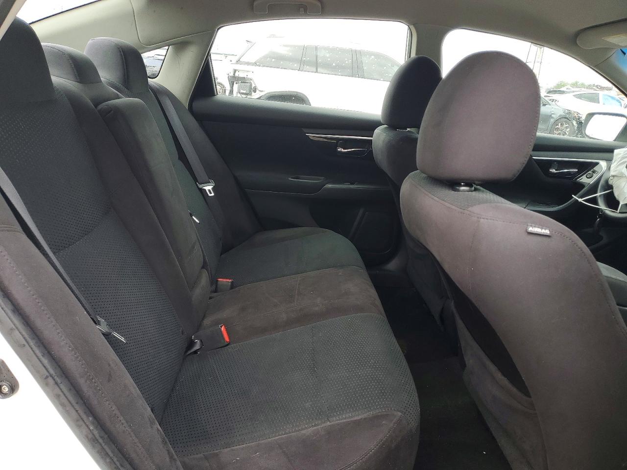 2014 Nissan Altima 2.5 S White vin: 1N4AL3AP4EN255906