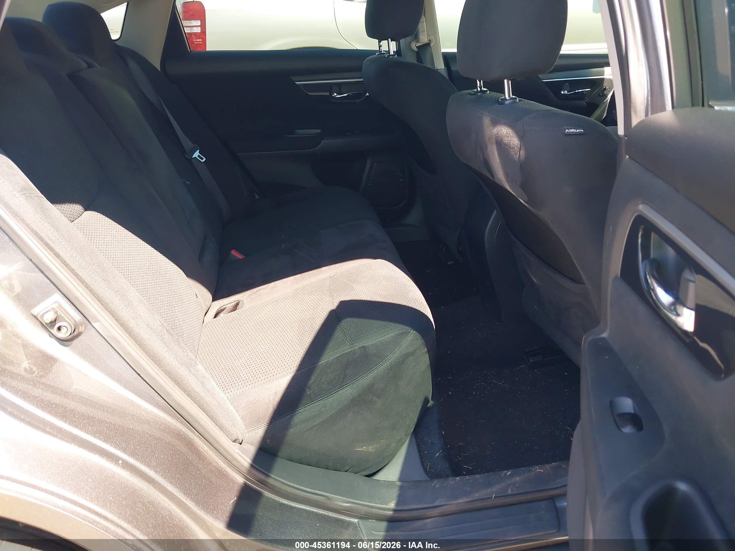 2014 Nissan Altima 2.5 S Серый vin: 1N4AL3AP4EN343645