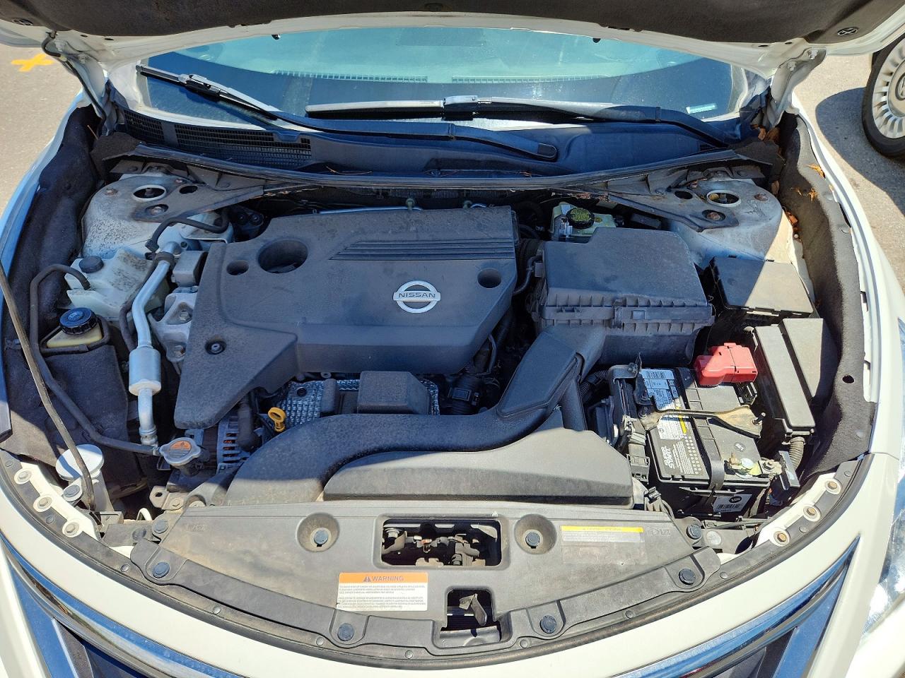 2014 Nissan Altima 2.5 S Белый vin: 1N4AL3AP4EN354239