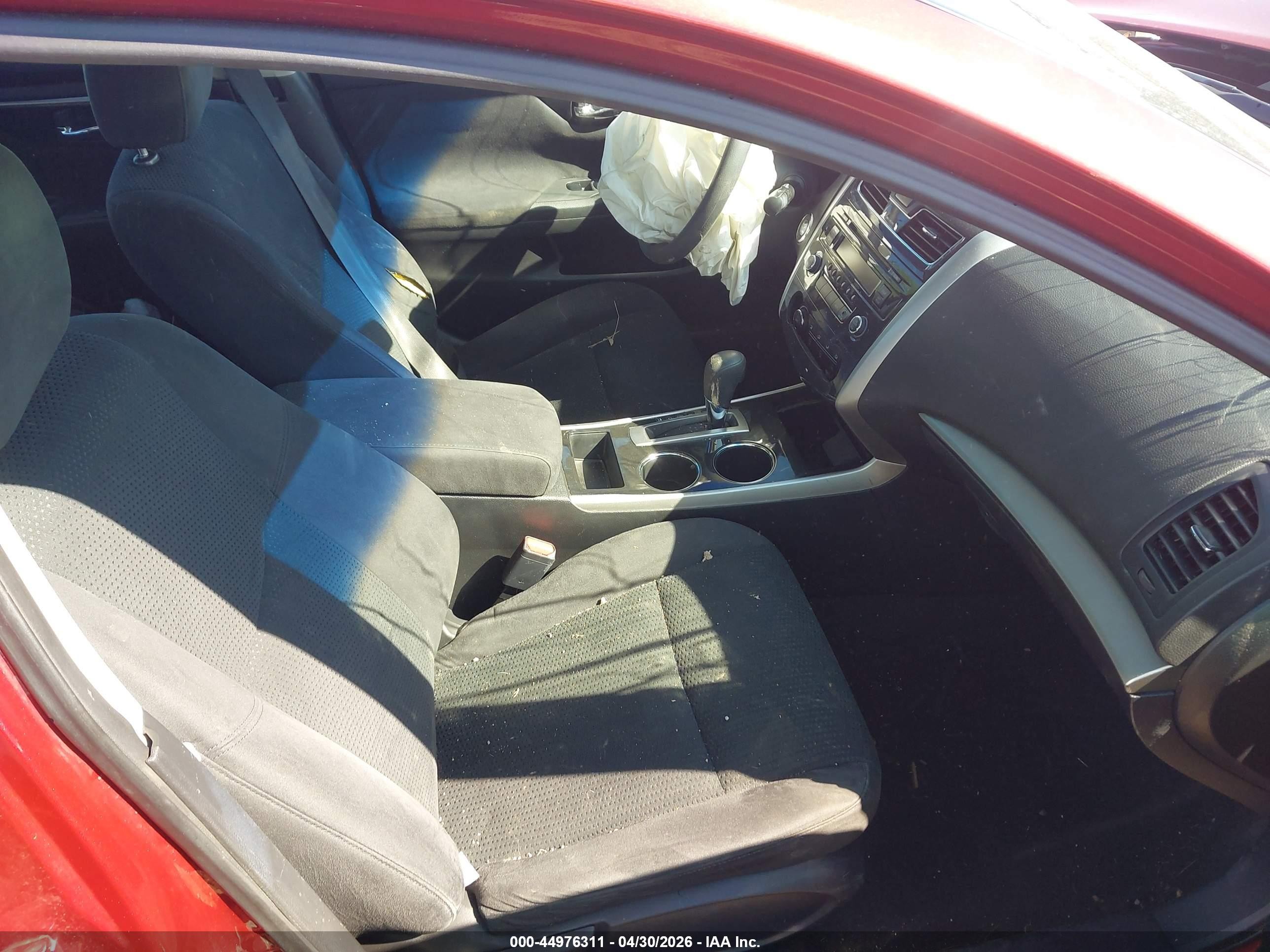 2014 Nissan Altima 2.5 S Burgundy vin: 1N4AL3AP4EN358260