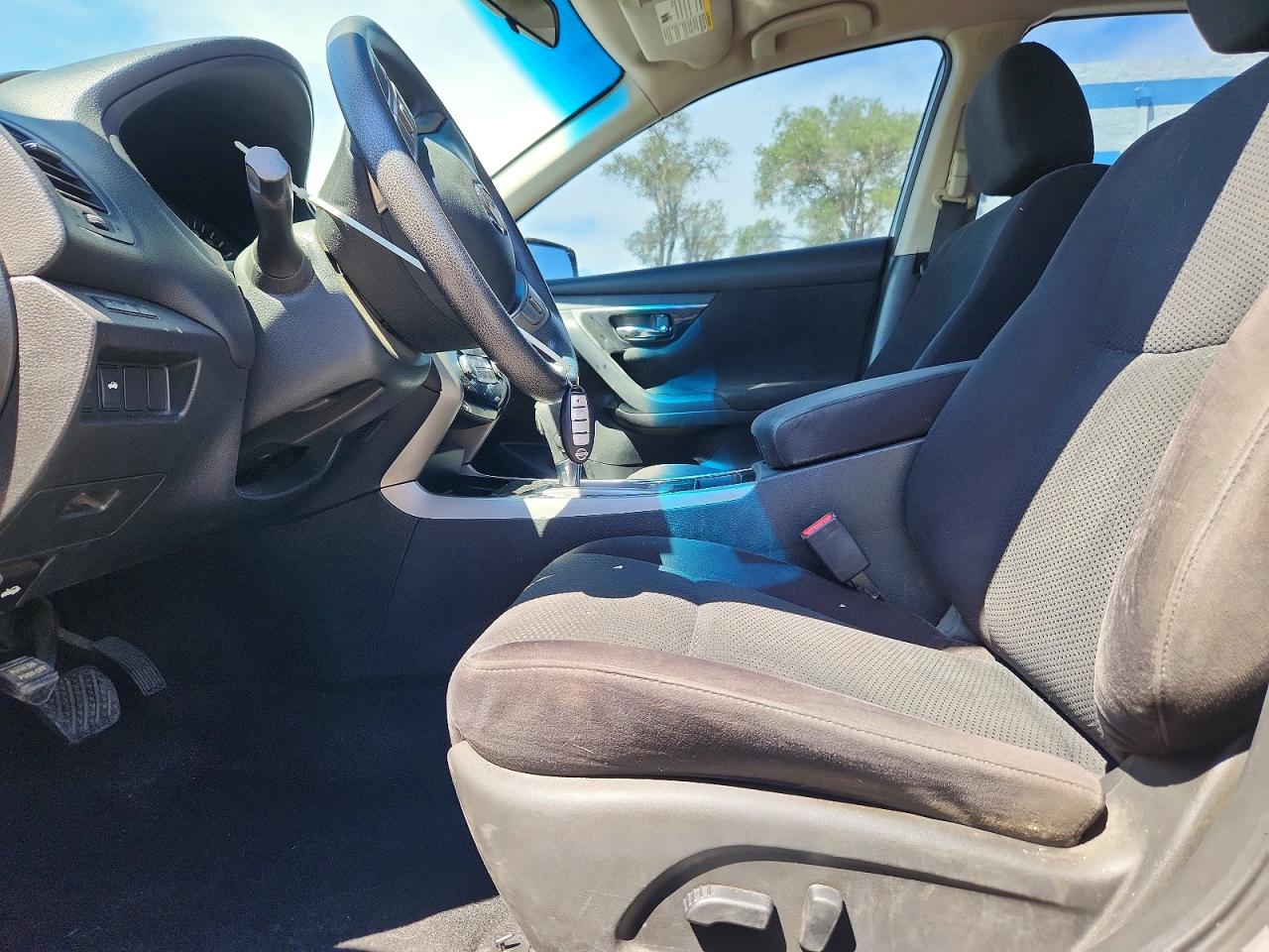 2014 Nissan Altima 2.5 S Silver vin: 1N4AL3AP4EN366665