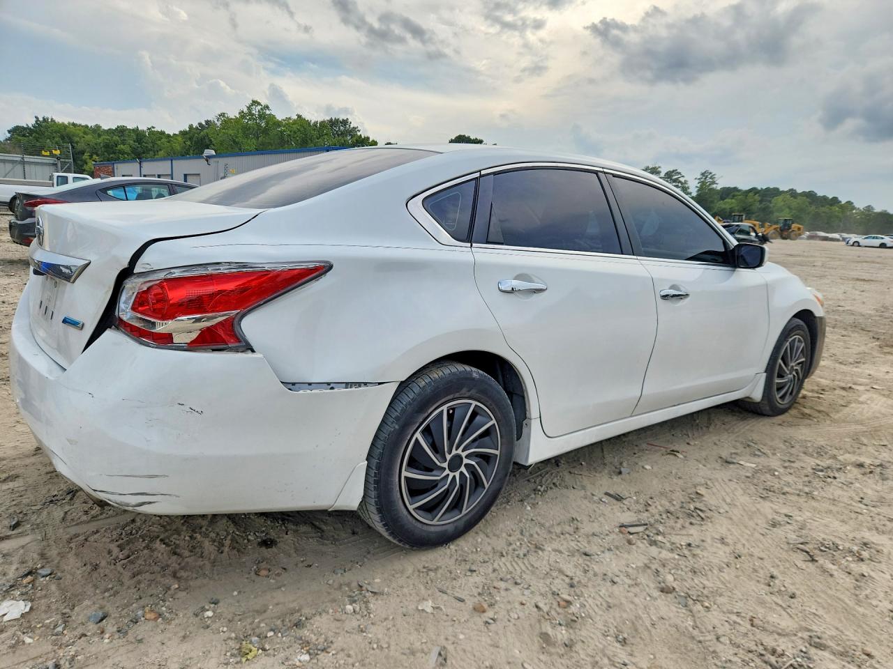 2014 Nissan Altima 2.5 S White vin: 1N4AL3AP4EN371994
