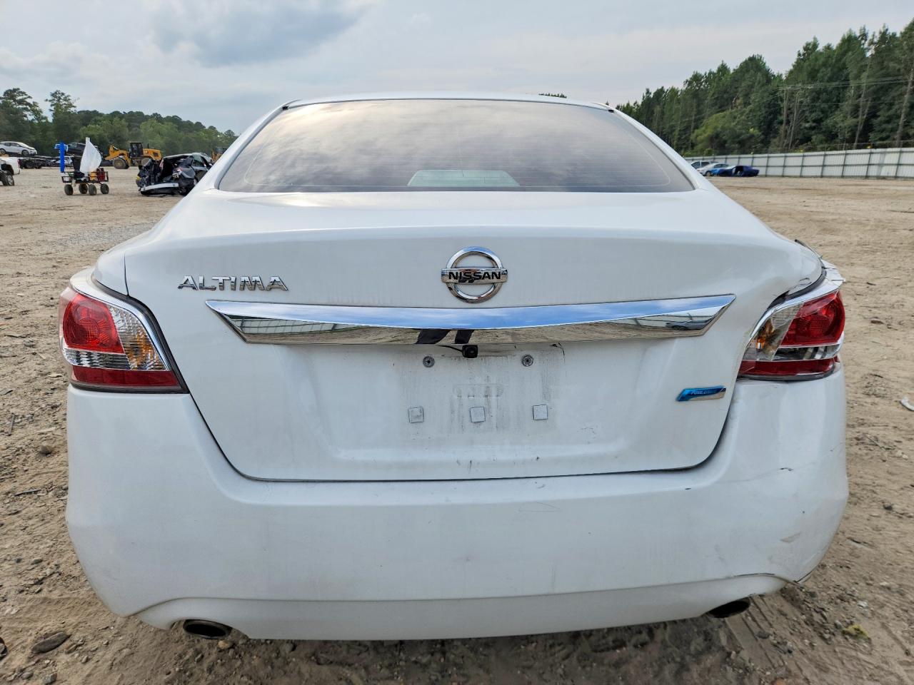 2014 Nissan Altima 2.5 S White vin: 1N4AL3AP4EN371994