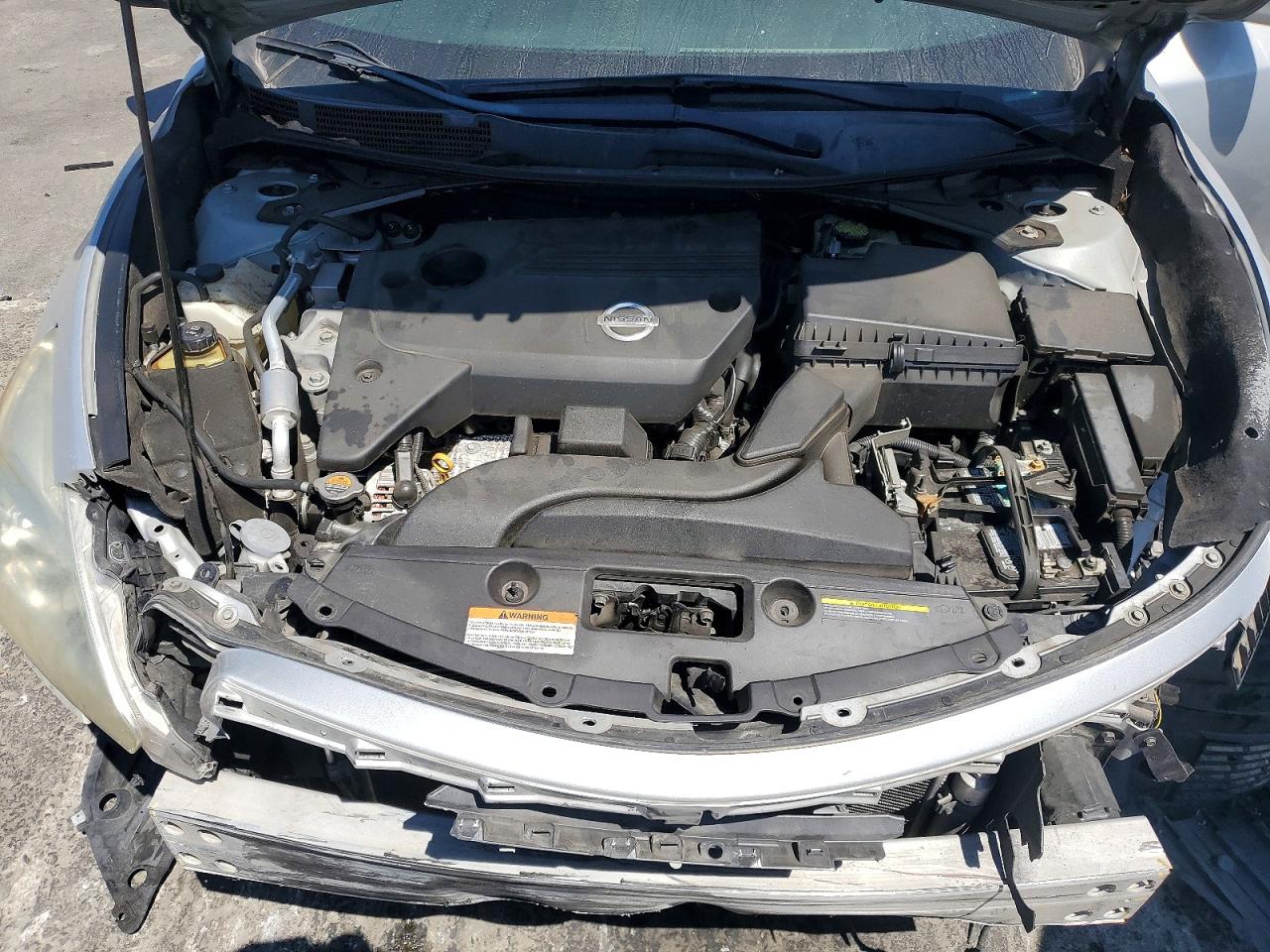 2015 Nissan Altima 2.5 S Silver vin: 1N4AL3AP4FC102892