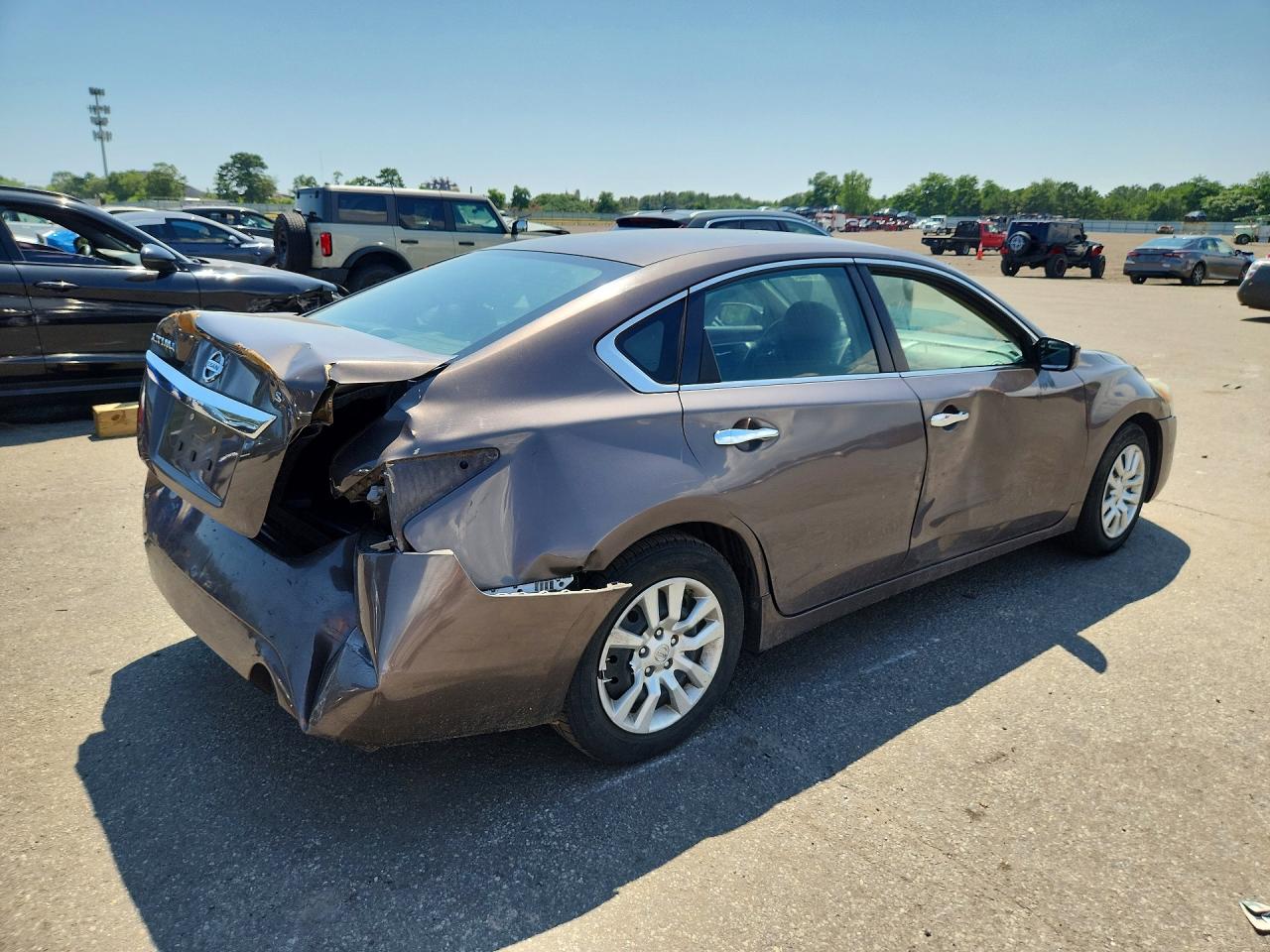2015 Nissan Altima 2.5 S Серый vin: 1N4AL3AP4FC103119