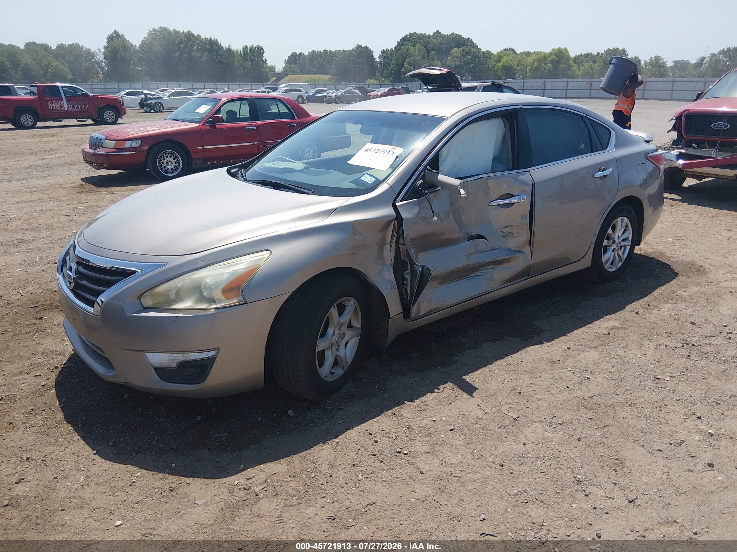 2015 Nissan Altima 2.5 S Silver vin: 1N4AL3AP4FC103704