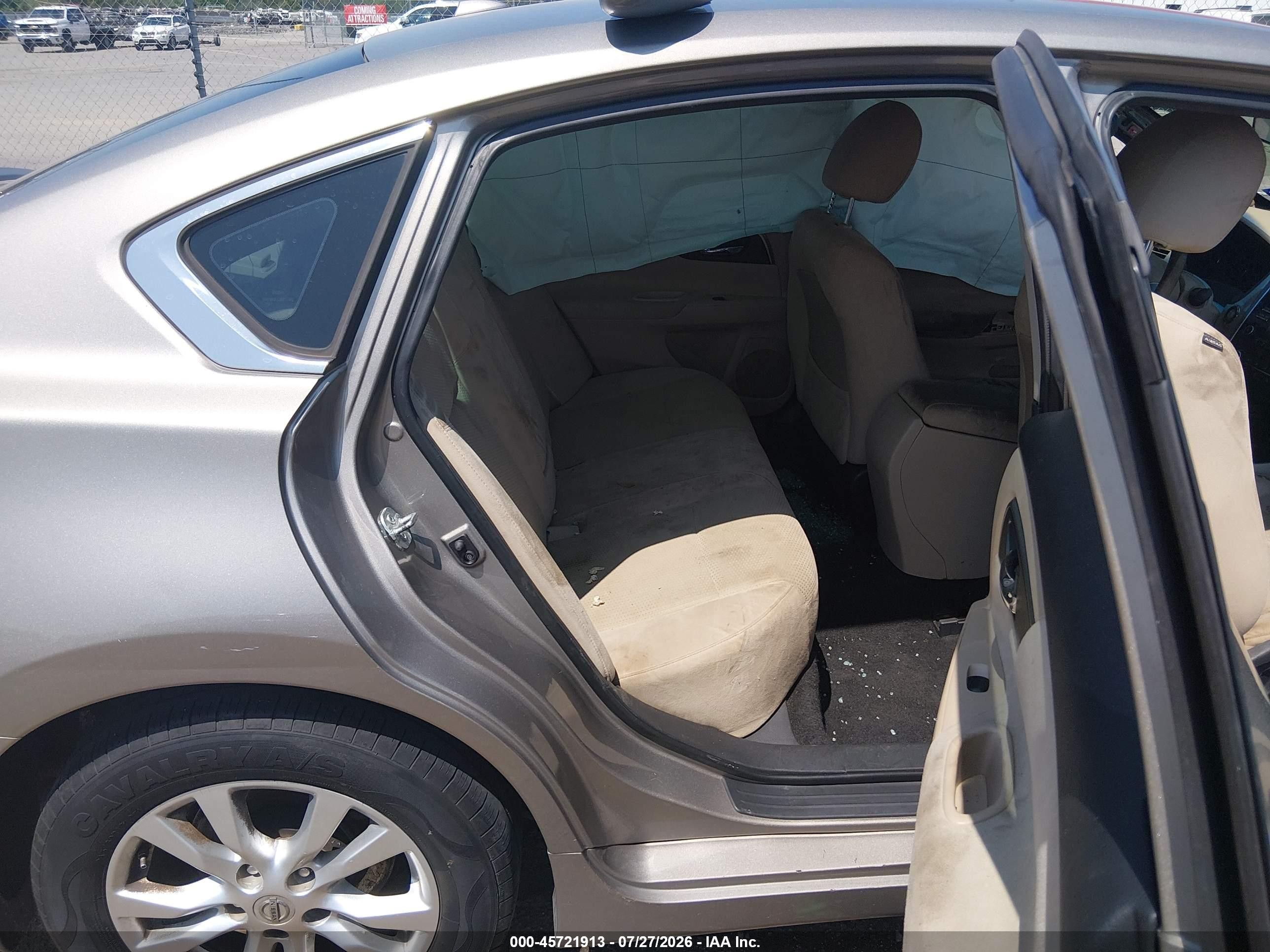 2015 Nissan Altima 2.5 S Silver vin: 1N4AL3AP4FC103704