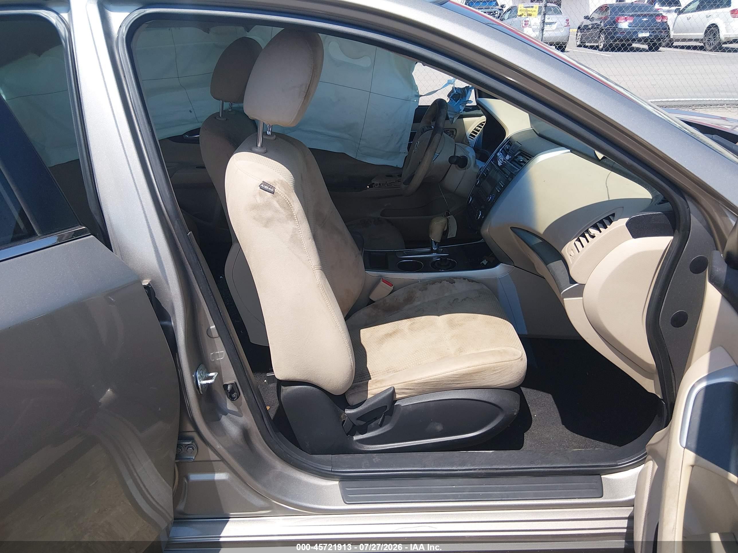 2015 Nissan Altima 2.5 S Silver vin: 1N4AL3AP4FC103704