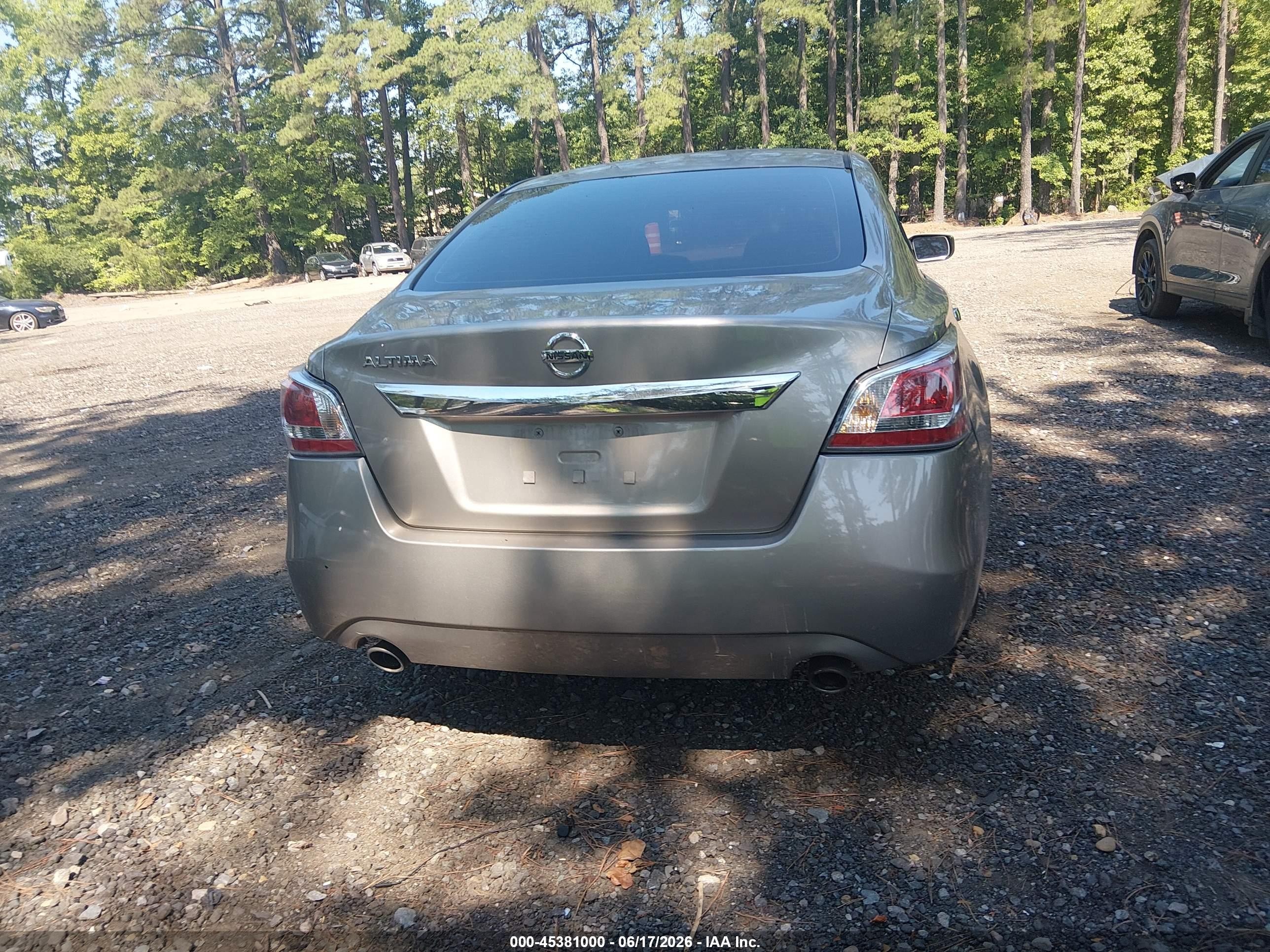 2015 Nissan Altima 2.5 Tan vin: 1N4AL3AP4FC126559