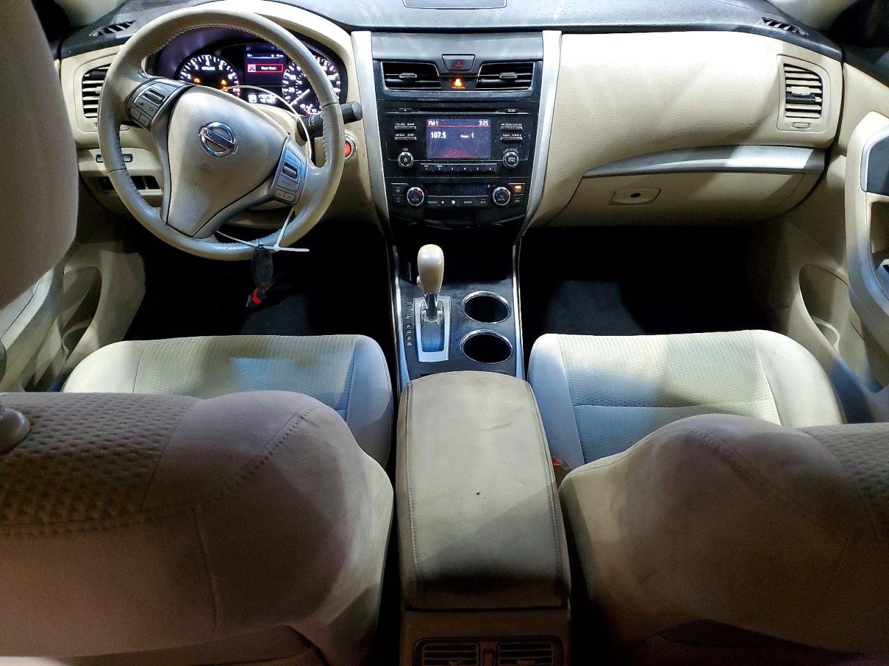 2015 Nissan Altima 2.5 Sv White vin: 1N4AL3AP4FC130174