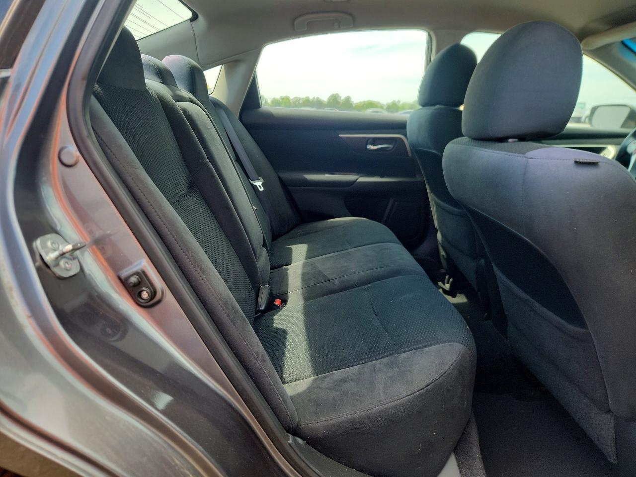 2015 Nissan Altima 2.5 S Gray vin: 1N4AL3AP4FC130367