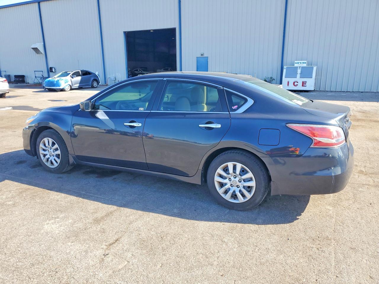 2015 Nissan Altima 2.5 S Blue vin: 1N4AL3AP4FC140705
