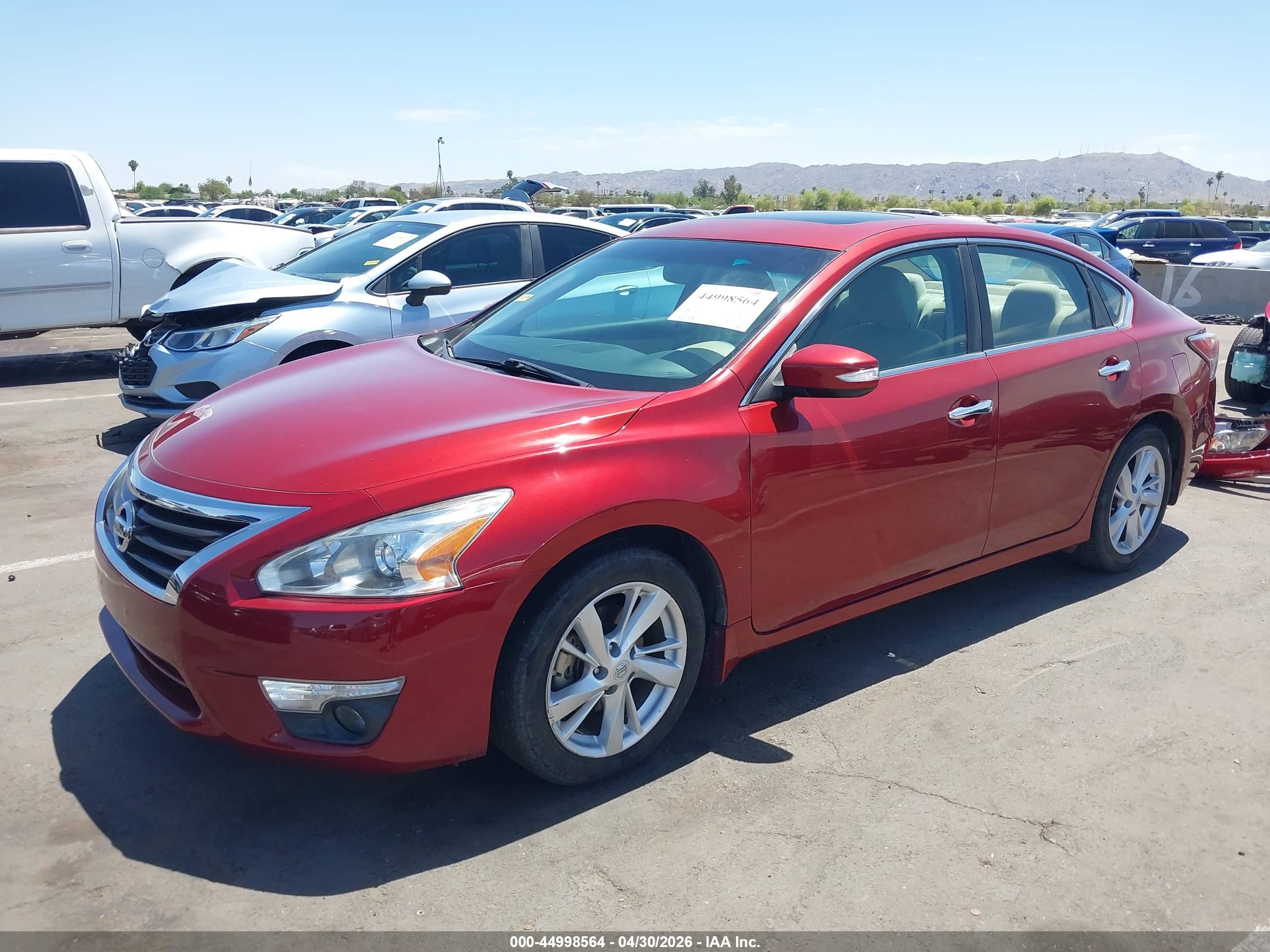 2015 Nissan Altima 2.5 Sv Красный vin: 1N4AL3AP4FC162252