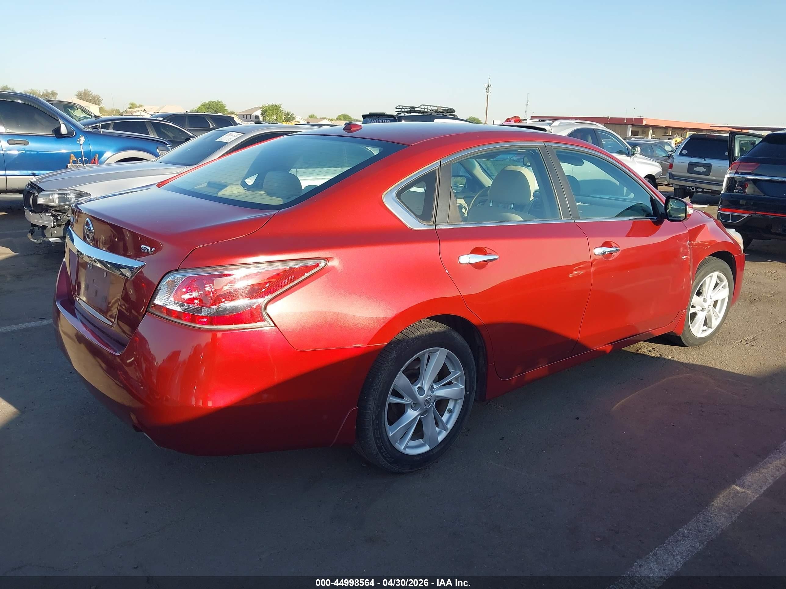 2015 Nissan Altima 2.5 Sv Красный vin: 1N4AL3AP4FC162252