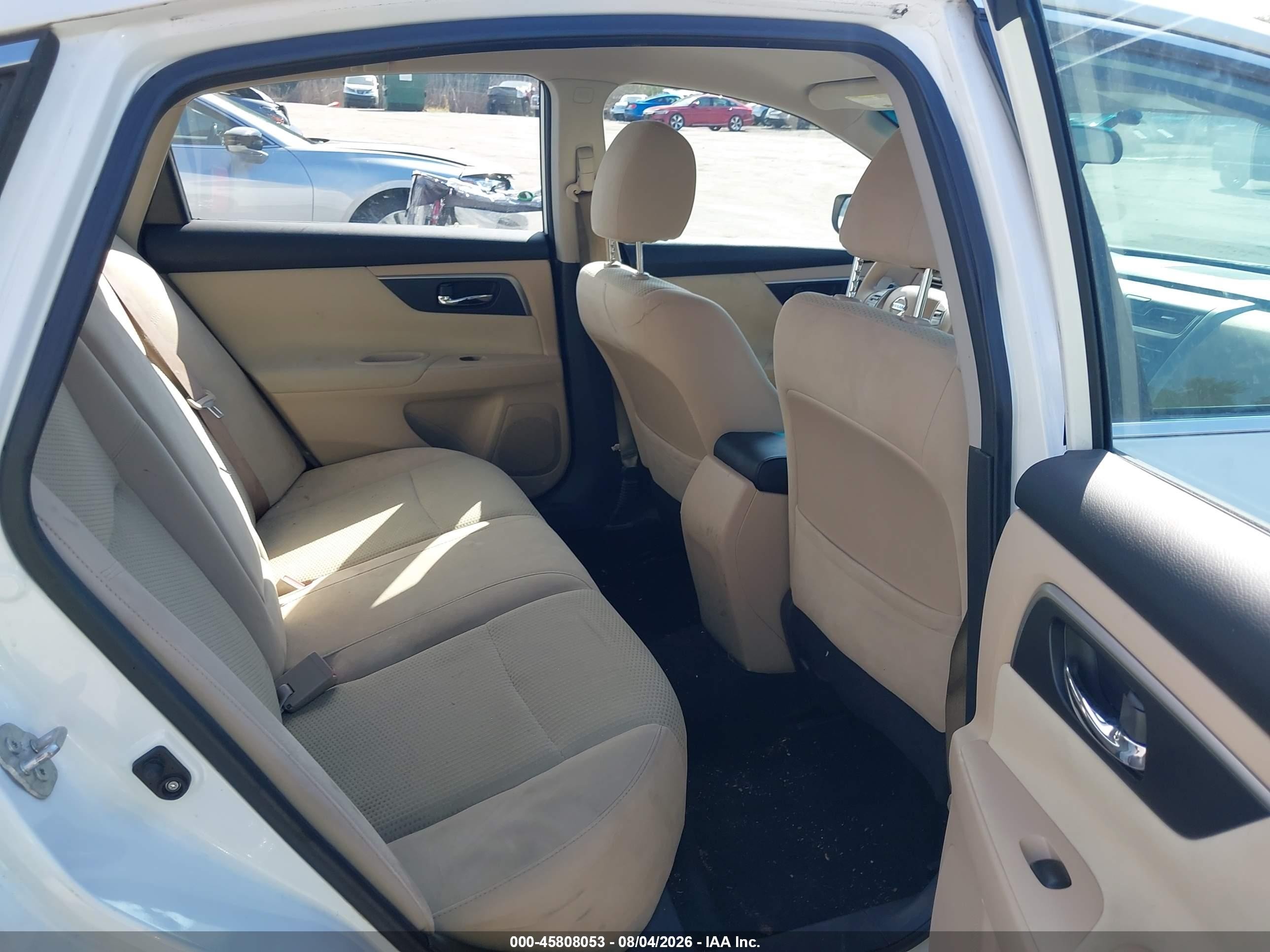 2015 Nissan Altima 2.5 S White vin: 1N4AL3AP4FC199916