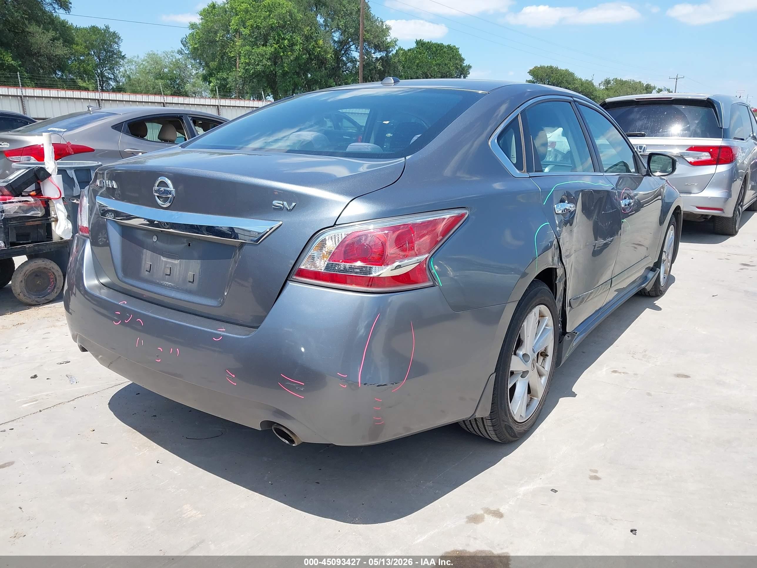 2015 Nissan Altima 2.5 Sv Серый vin: 1N4AL3AP4FC217010