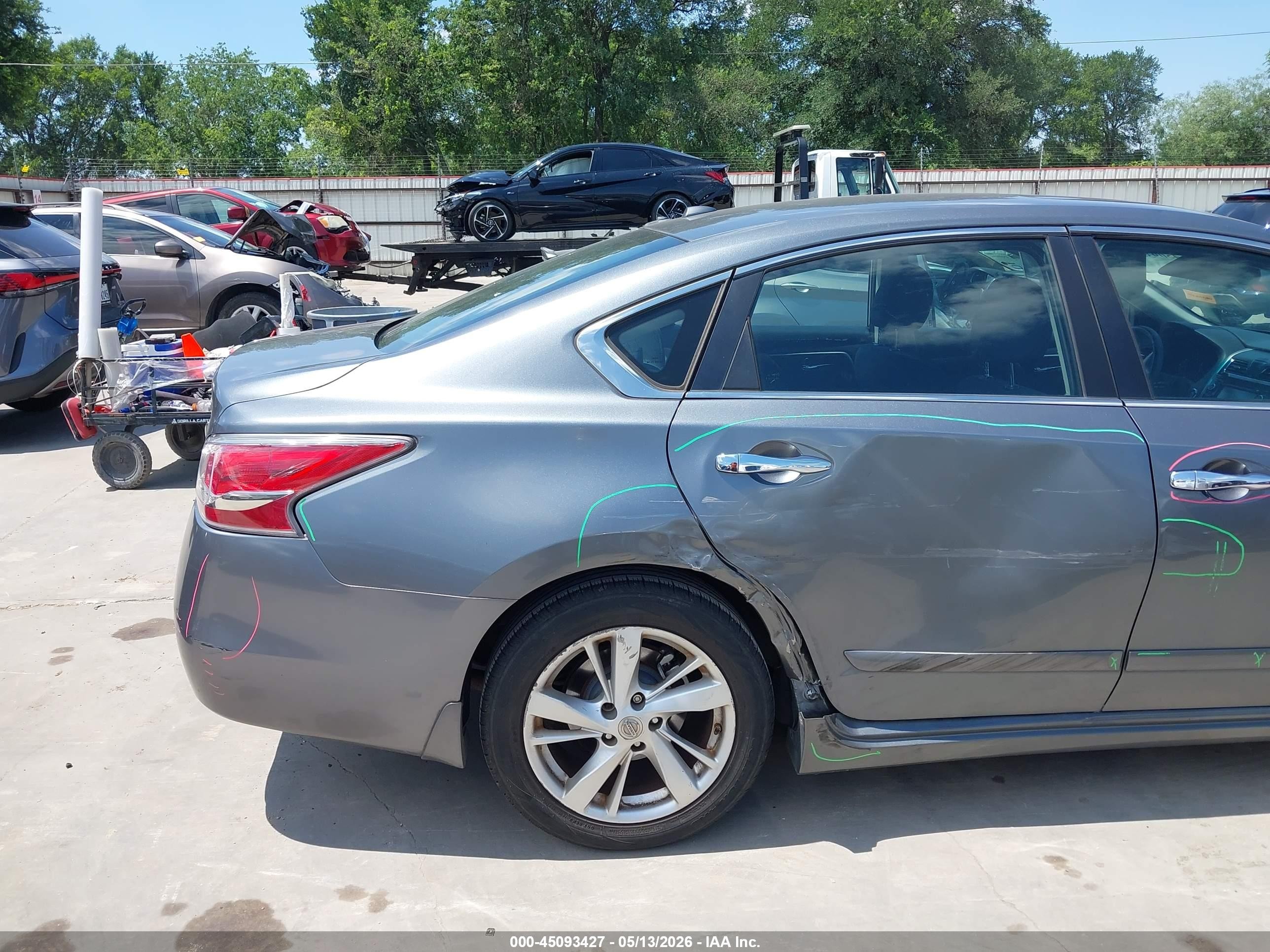 2015 Nissan Altima 2.5 Sv Серый vin: 1N4AL3AP4FC217010