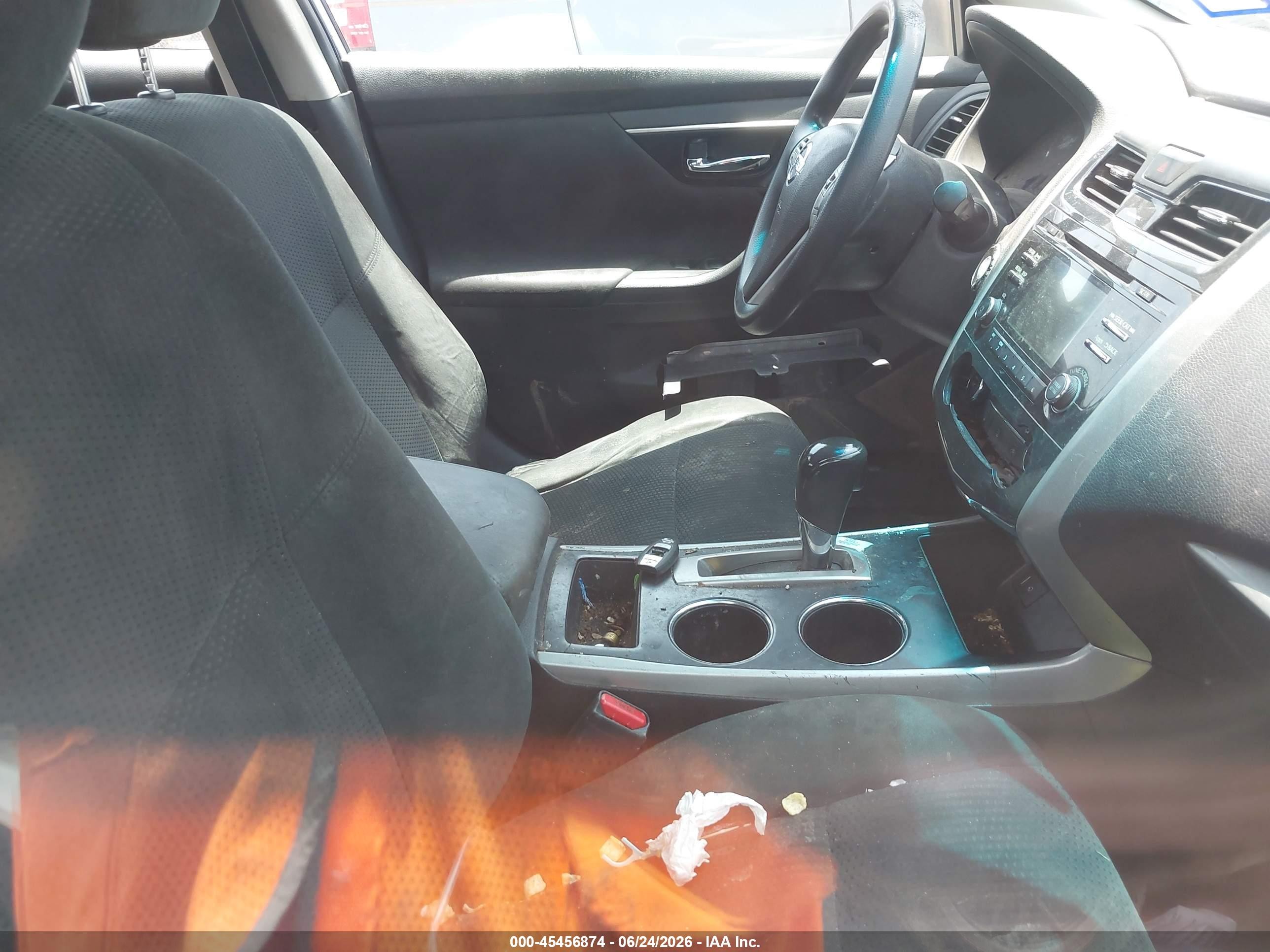 2015 Nissan Altima 2.5 S Серебряный vin: 1N4AL3AP4FC220098