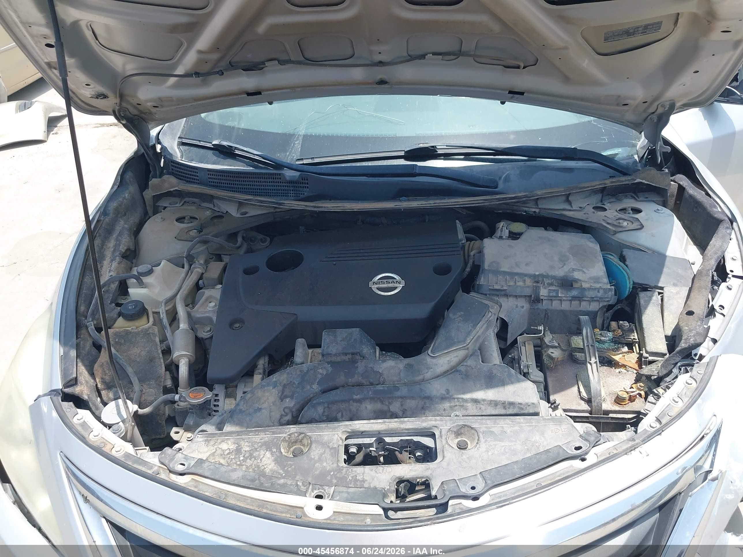 2015 Nissan Altima 2.5 S Серебряный vin: 1N4AL3AP4FC220098
