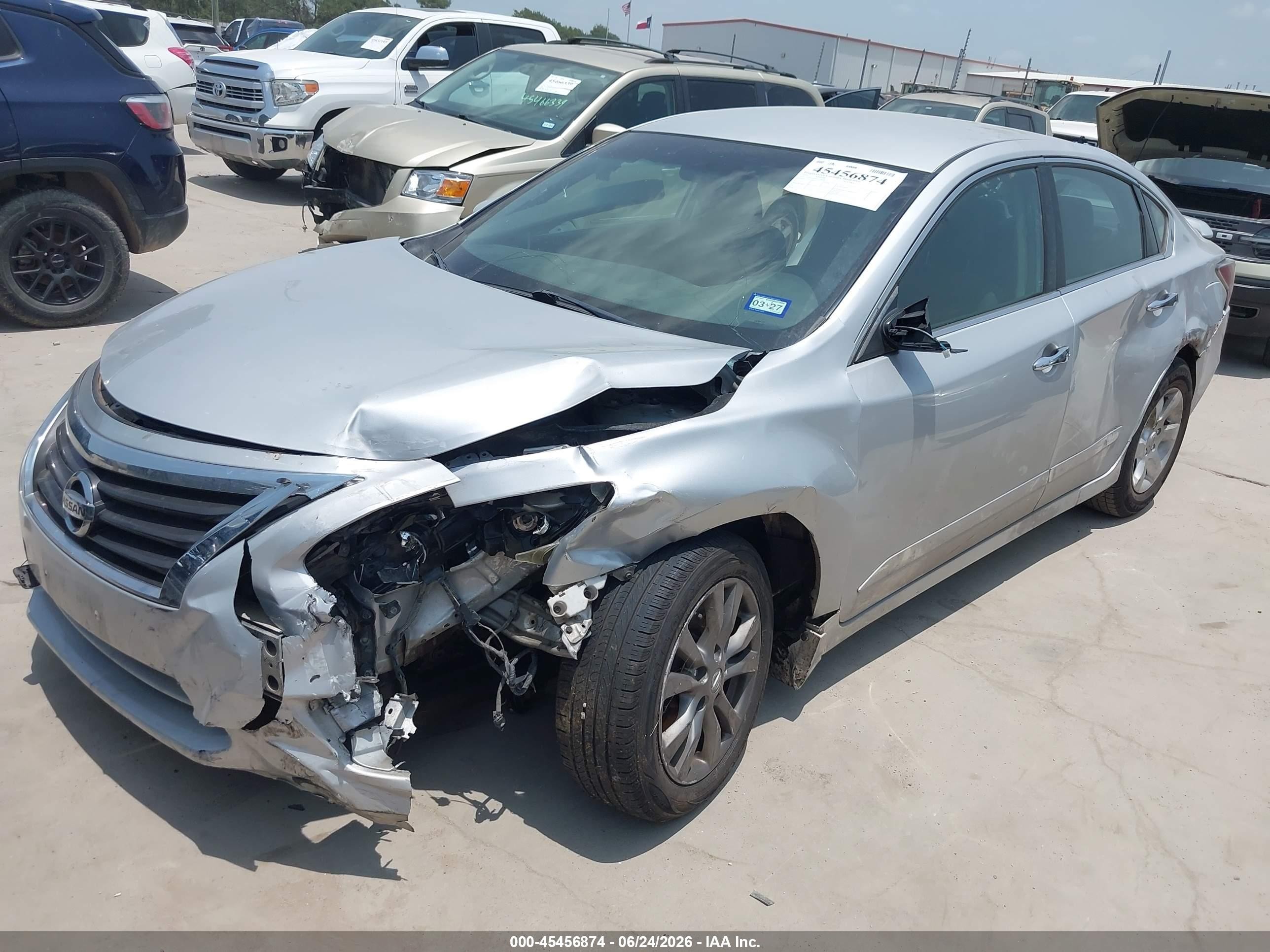 2015 Nissan Altima 2.5 S Серебряный vin: 1N4AL3AP4FC220098