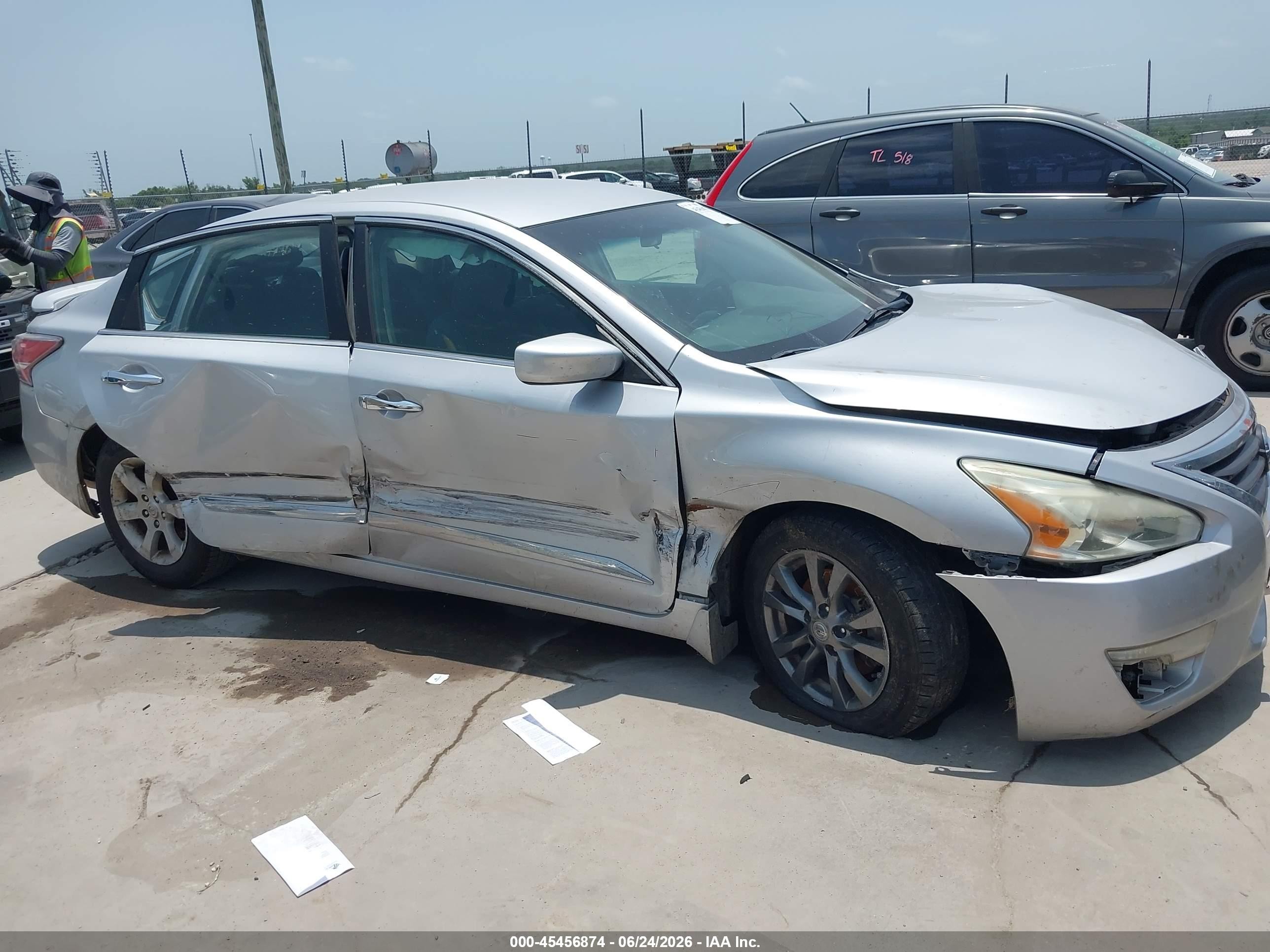 2015 Nissan Altima 2.5 S Серебряный vin: 1N4AL3AP4FC220098