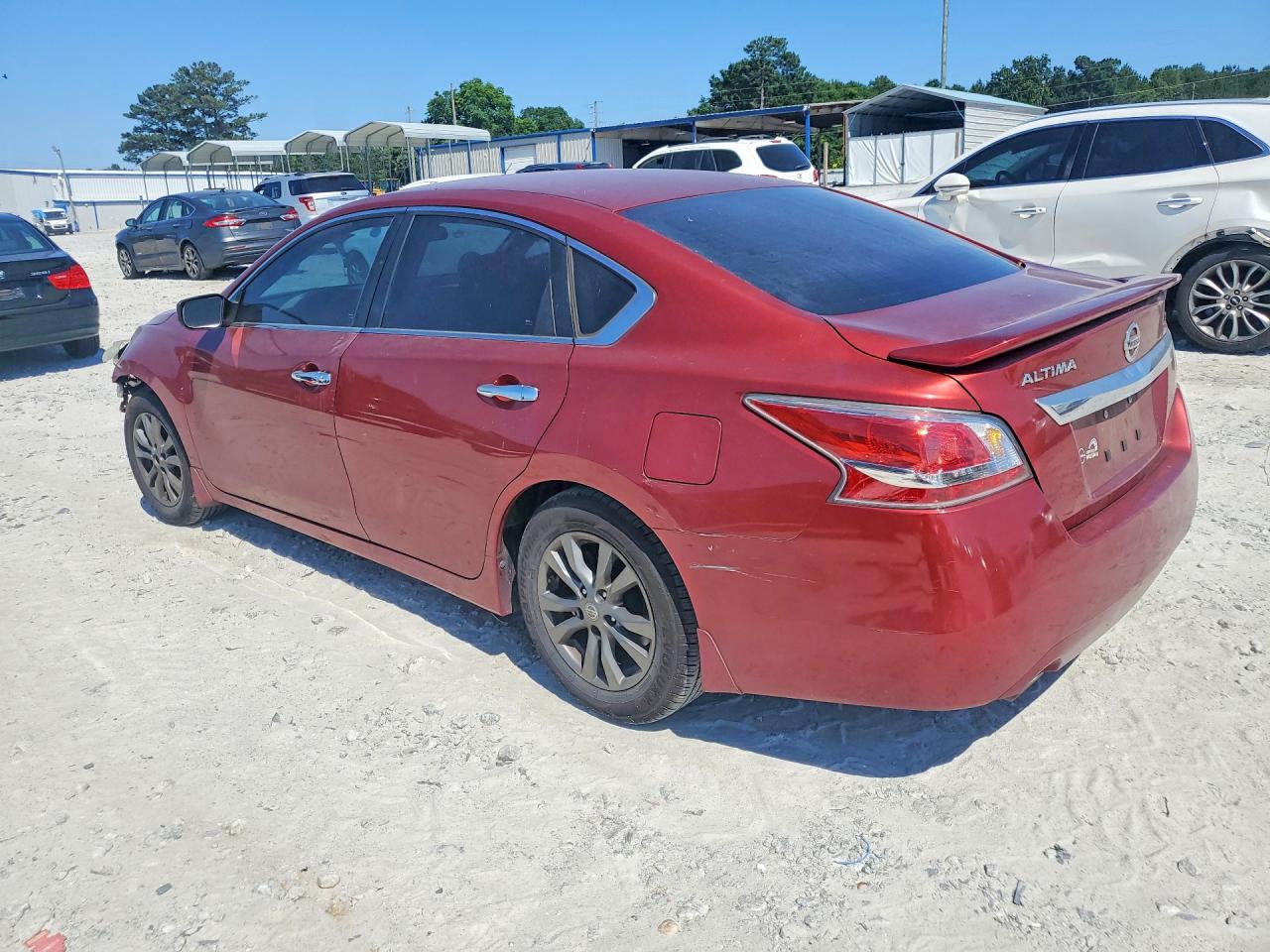 2015 Nissan Altima 2.5 S Red vin: 1N4AL3AP4FC223082