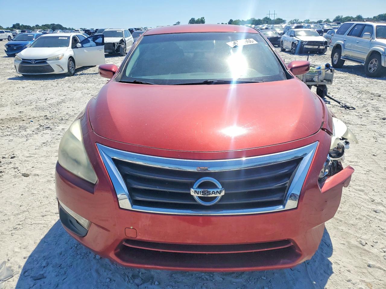 2015 Nissan Altima 2.5 S Red vin: 1N4AL3AP4FC223082