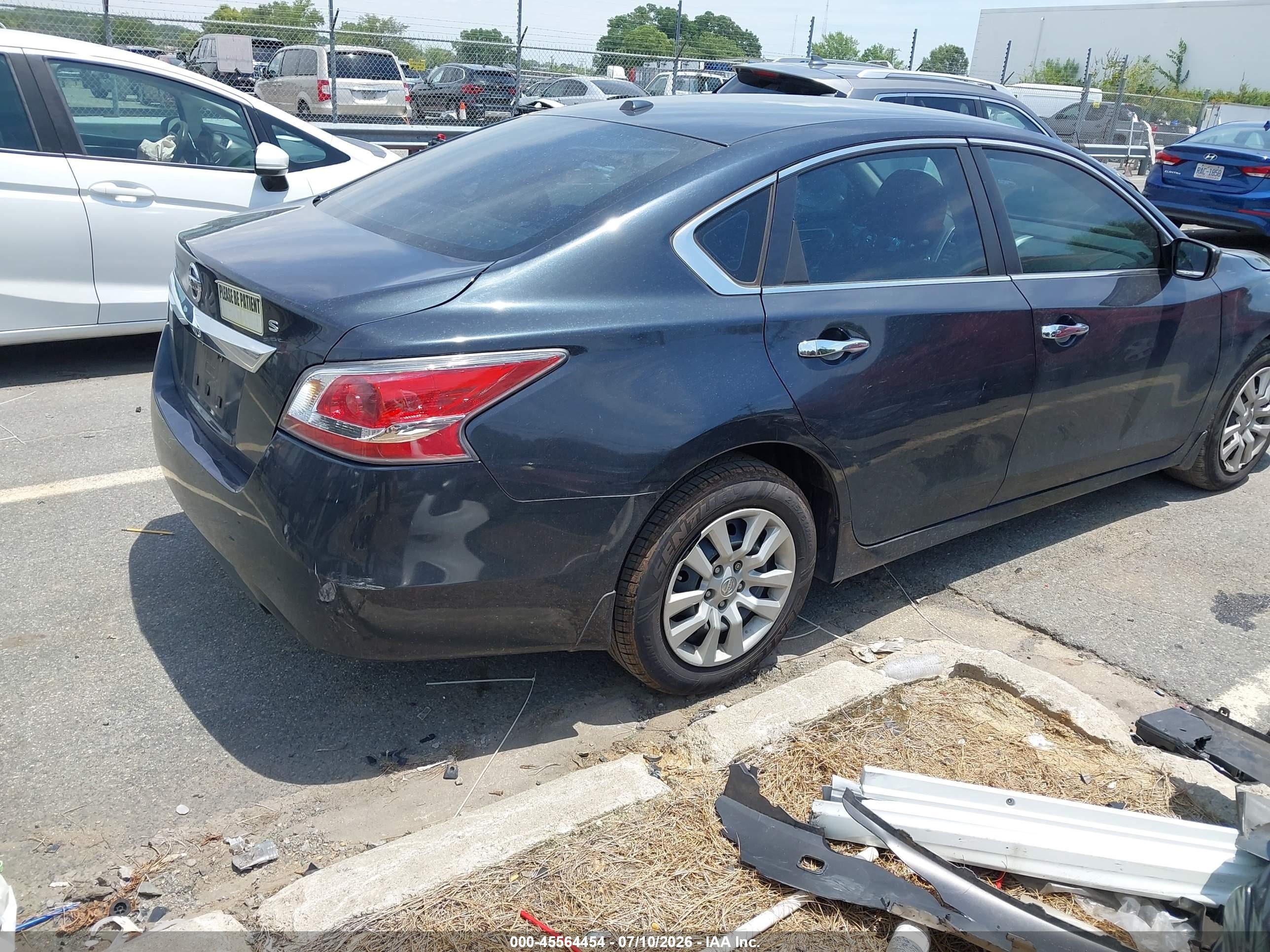 2015 Nissan Altima 2.5 S Серый vin: 1N4AL3AP4FC231439