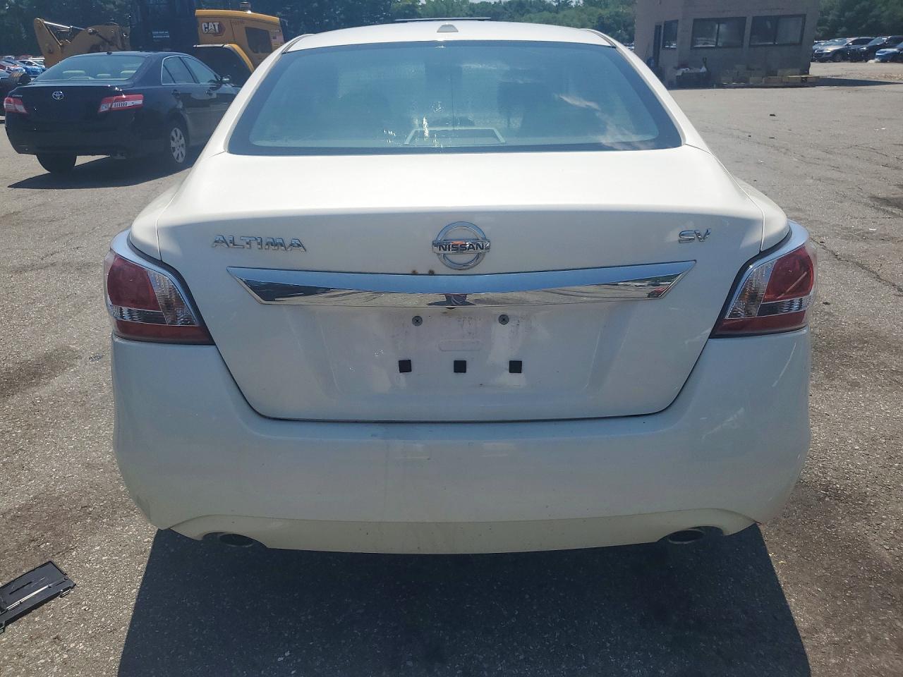 2015 Nissan Altima 2.5 Sv White vin: 1N4AL3AP4FC239069