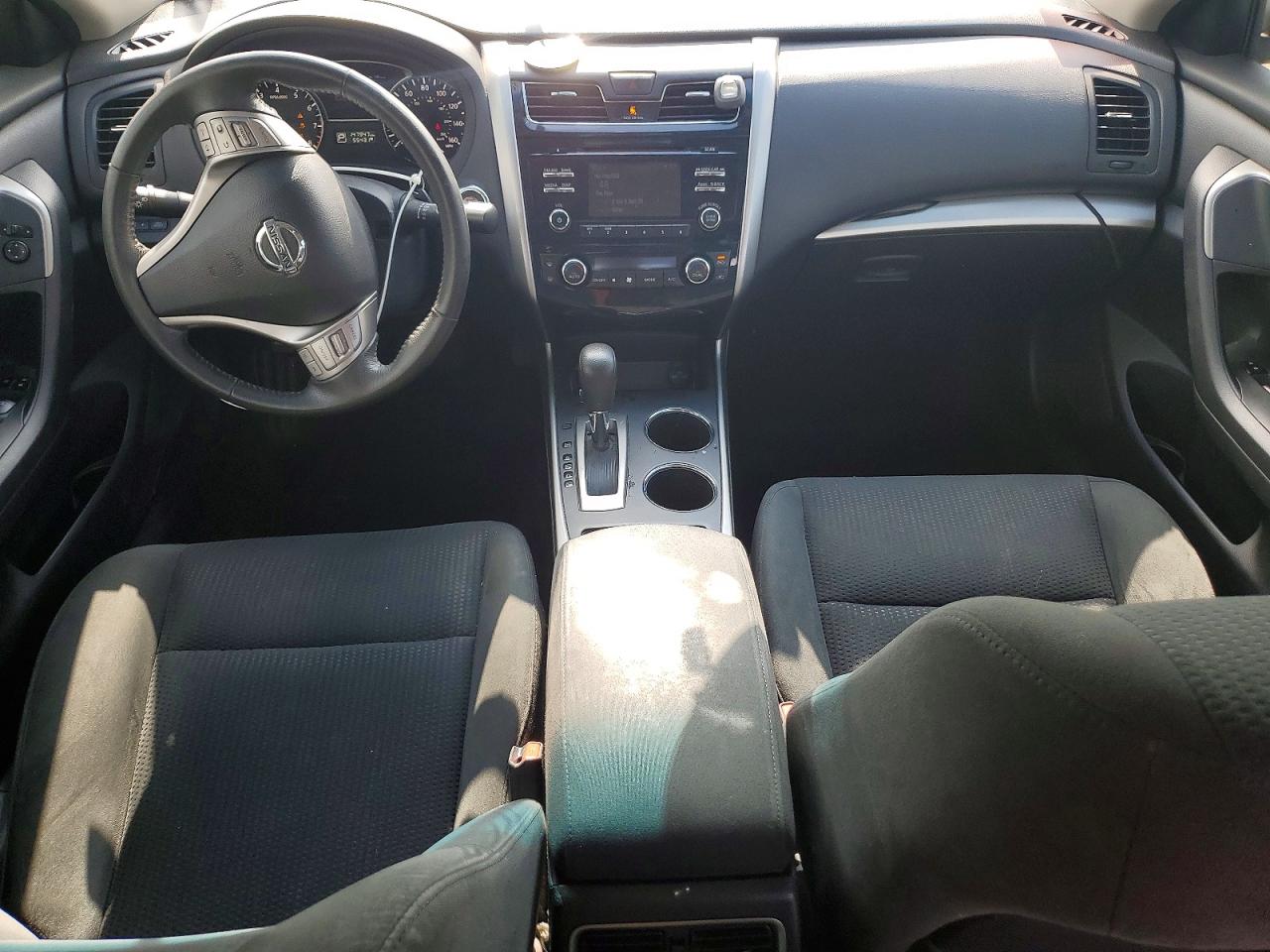 2015 Nissan Altima 2.5 Sv White vin: 1N4AL3AP4FC239069