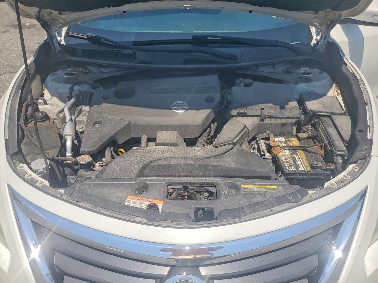 2015 Nissan Altima 2.5 Sv White vin: 1N4AL3AP4FC239069