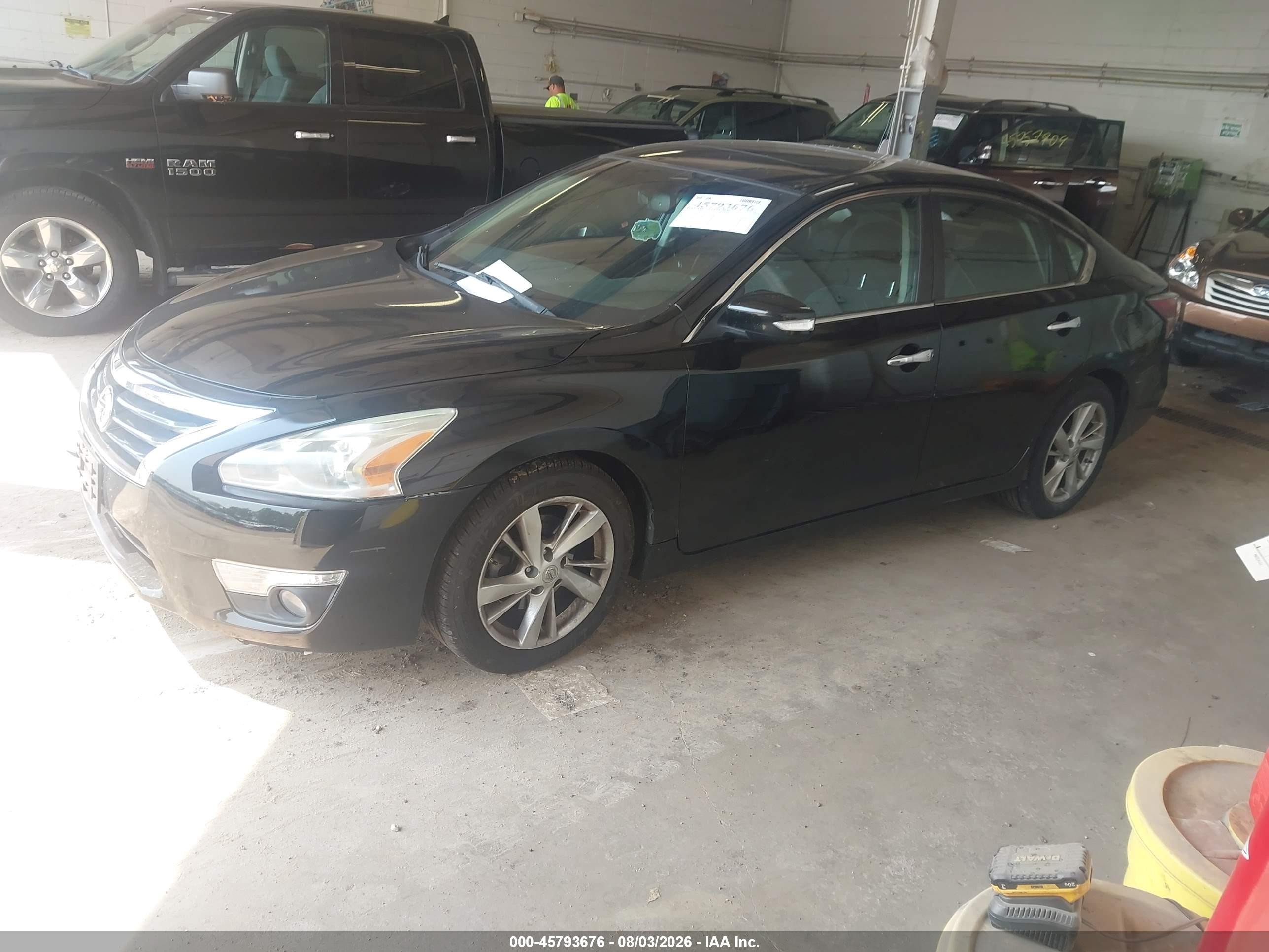 2015 Nissan Altima 2.5 Sv Черный vin: 1N4AL3AP4FC249312