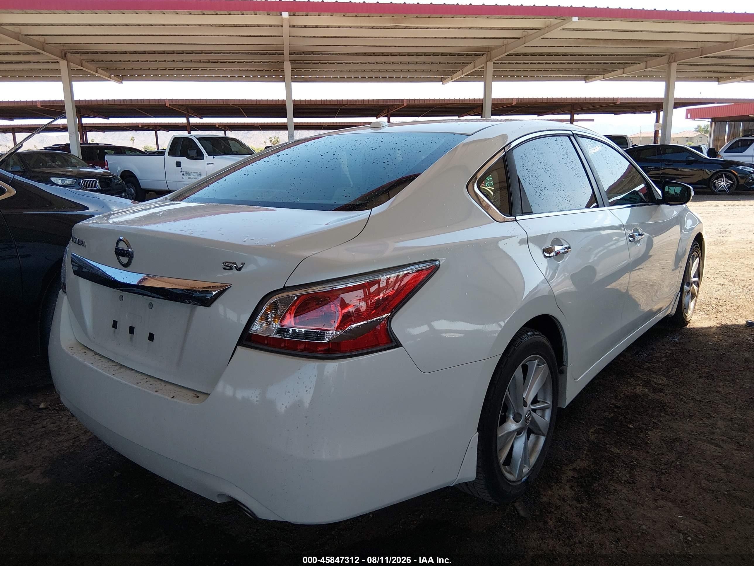 2015 Nissan Altima 2.5 Sv White vin: 1N4AL3AP4FC272671