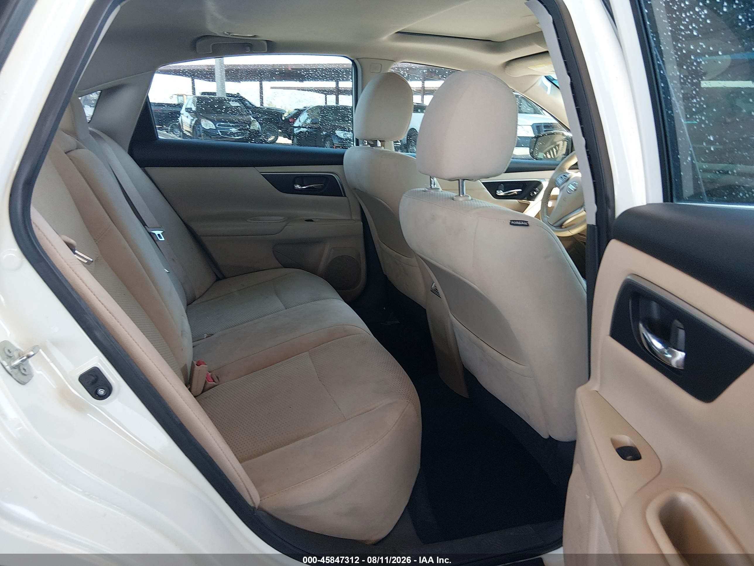 2015 Nissan Altima 2.5 Sv White vin: 1N4AL3AP4FC272671