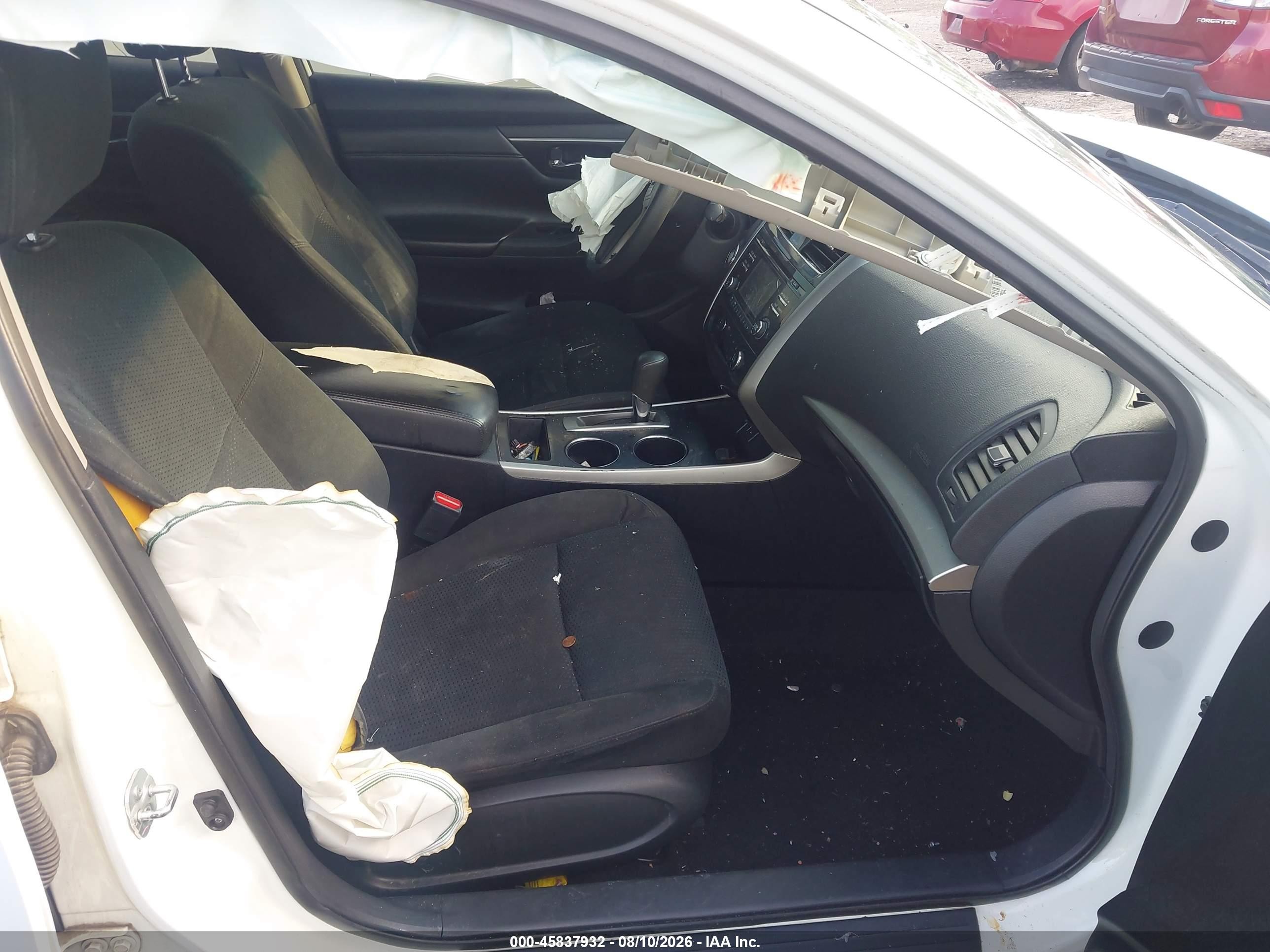 2015 Nissan Altima 2.5/2.5 S/2.5 Sl/2.5 Sv White vin: 1N4AL3AP4FC280818