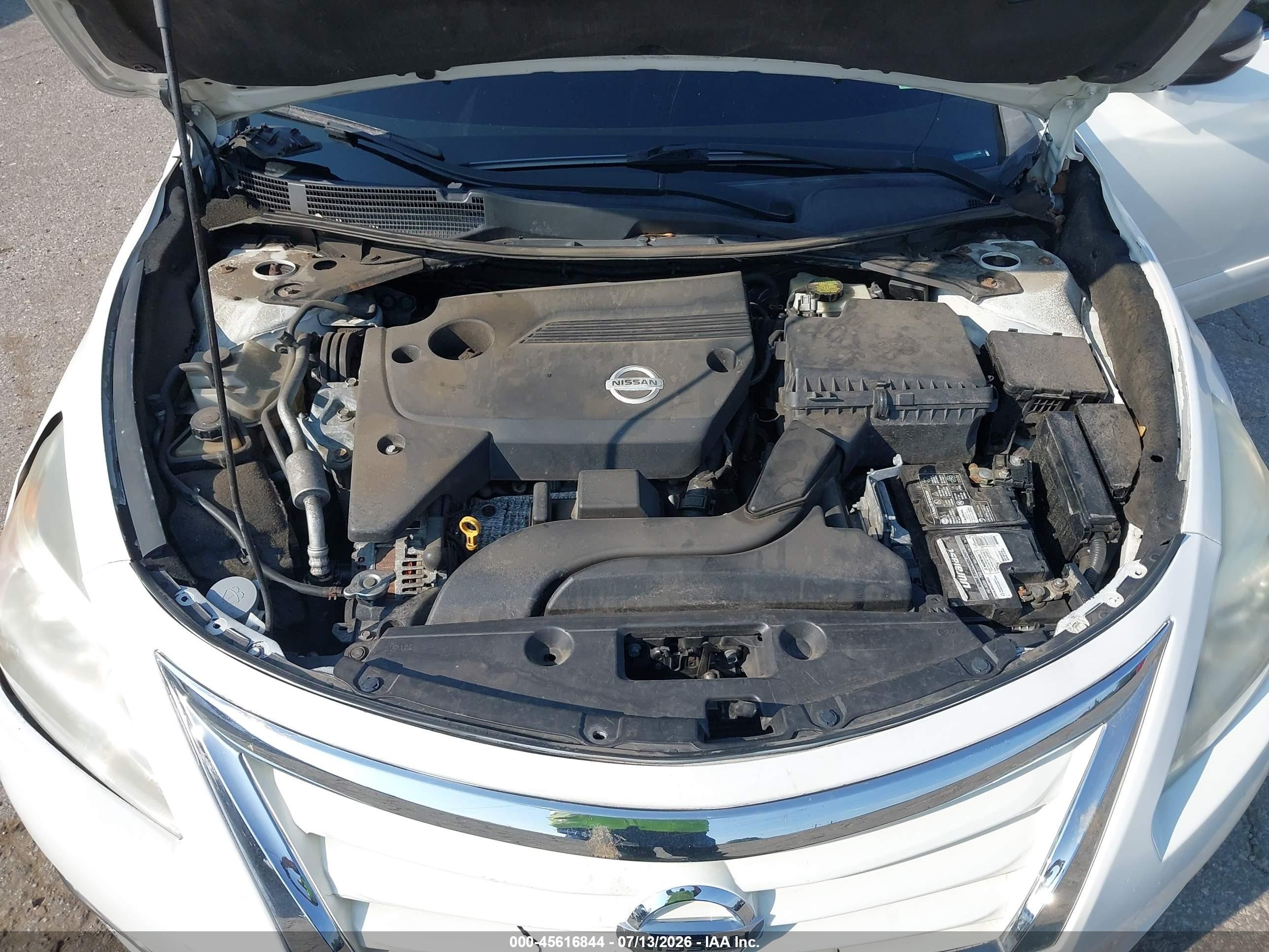 2015 Nissan Altima 2.5 S White vin: 1N4AL3AP4FC293374