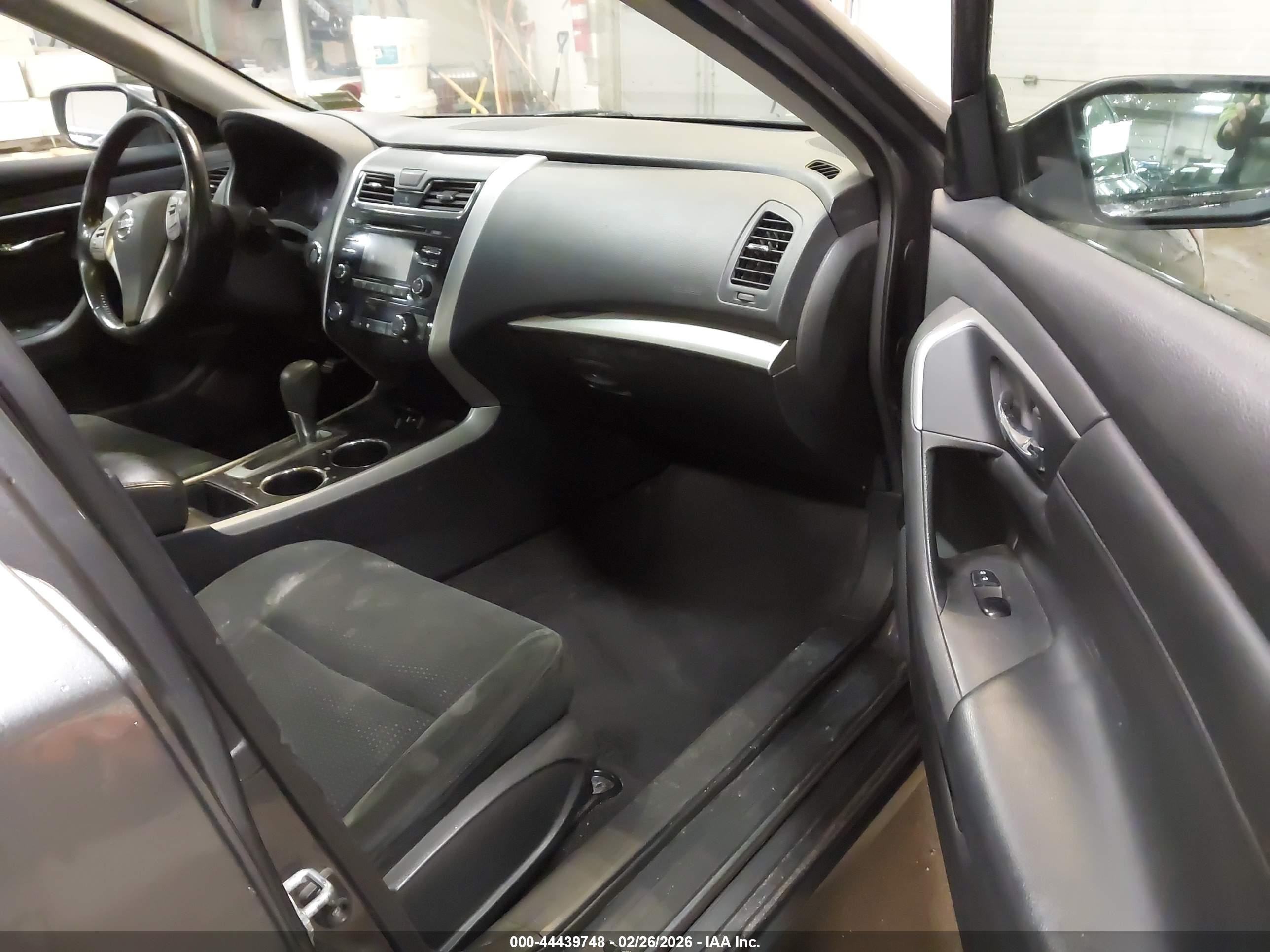 2015 Nissan Altima 2.5 Sv Gray vin: 1N4AL3AP4FC409401