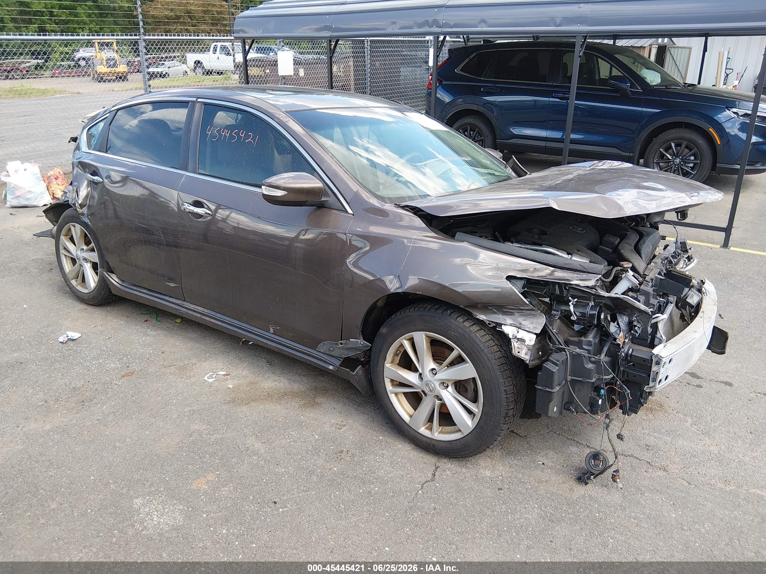 2015 Nissan Altima 2.5 Sv Brown vin: 1N4AL3AP4FC420432