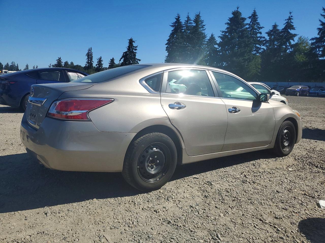 2015 Nissan Altima 2.5 S Серый vin: 1N4AL3AP4FC431639