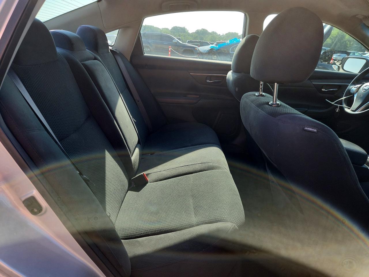 2015 Nissan Altima 2.5 S Серебряный vin: 1N4AL3AP4FC432192