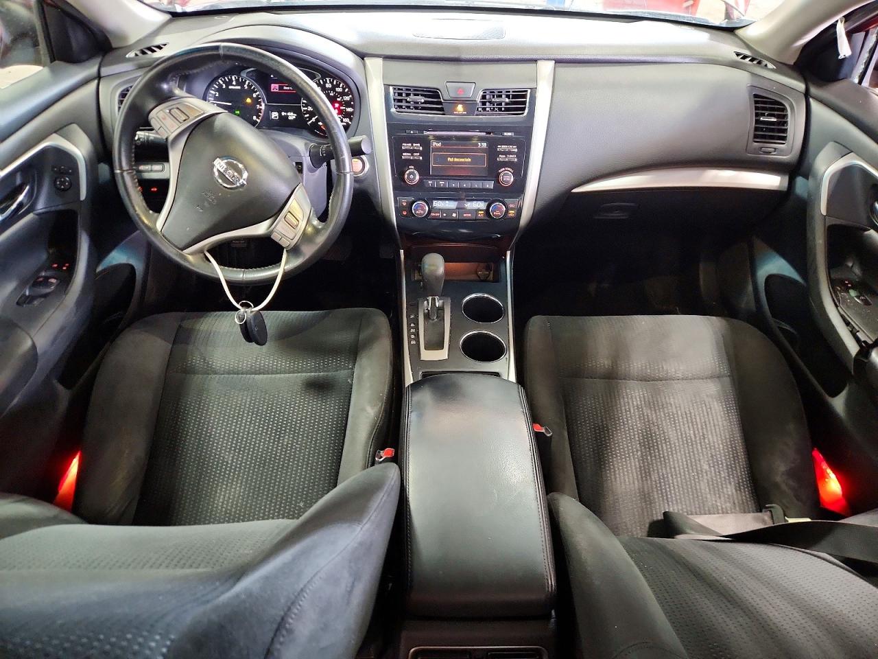 2015 Nissan Altima 2.5 Sv Red vin: 1N4AL3AP4FC435495
